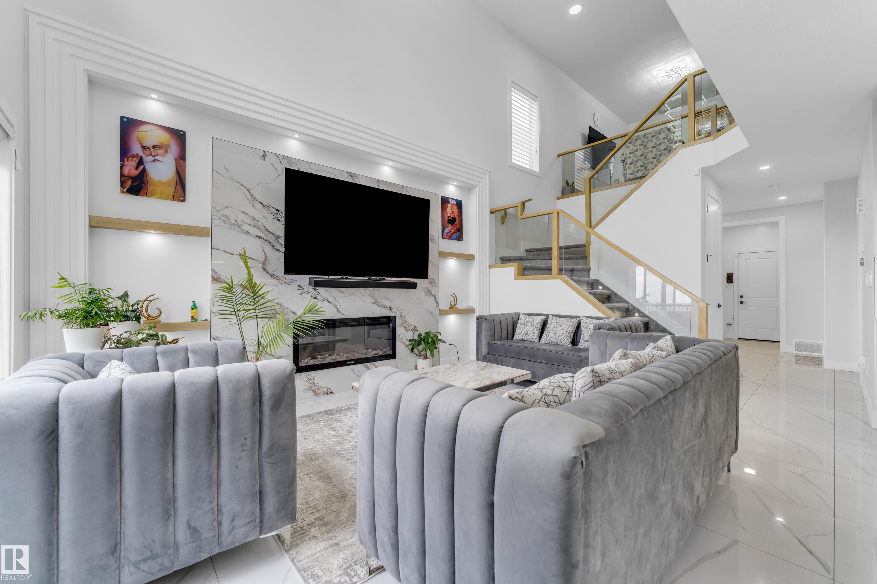 Photo 15 at 2820 1 Avenue SW, Alces, Edmonton