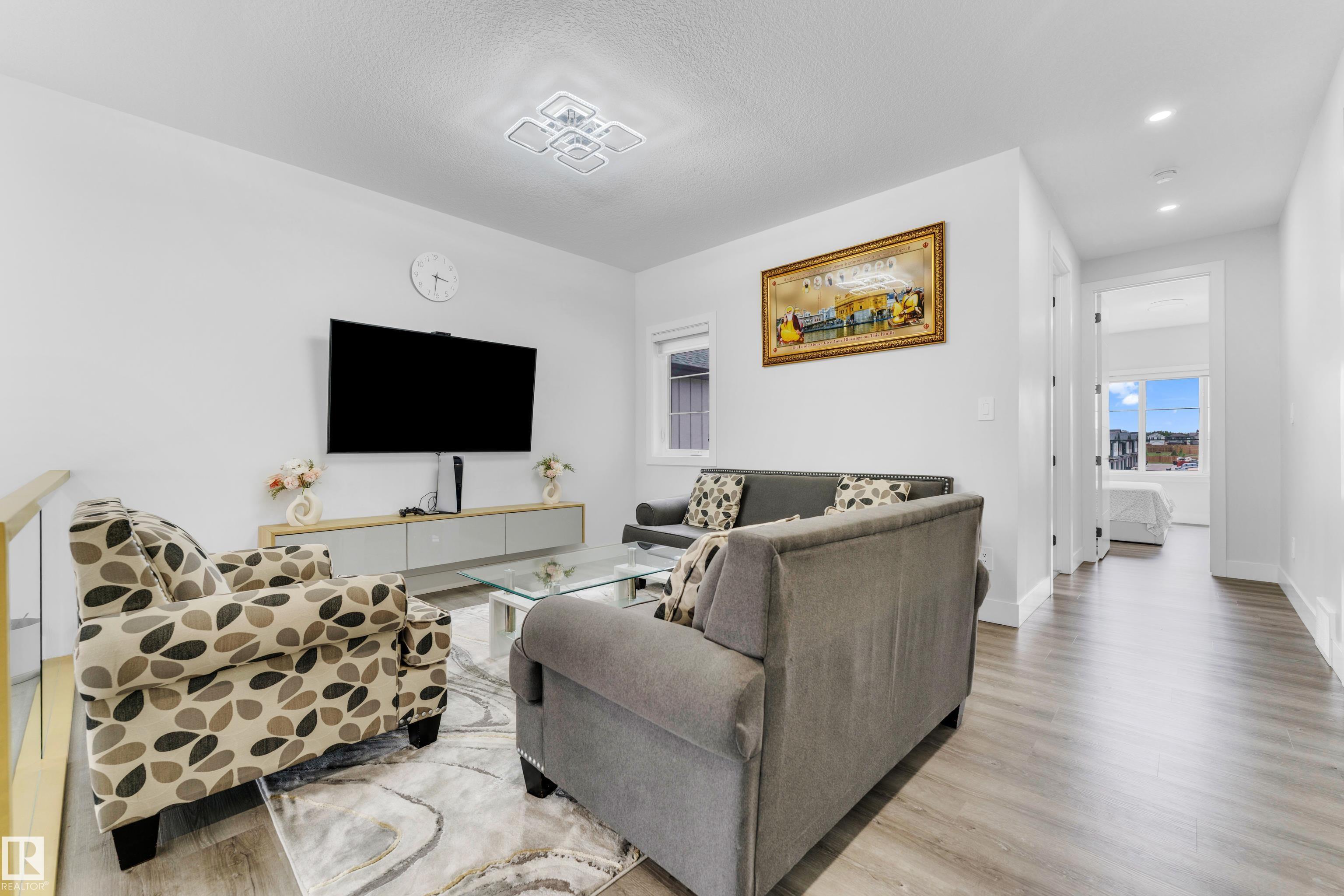 Photo 22 at 2820 1 Avenue SW, Alces, Edmonton
