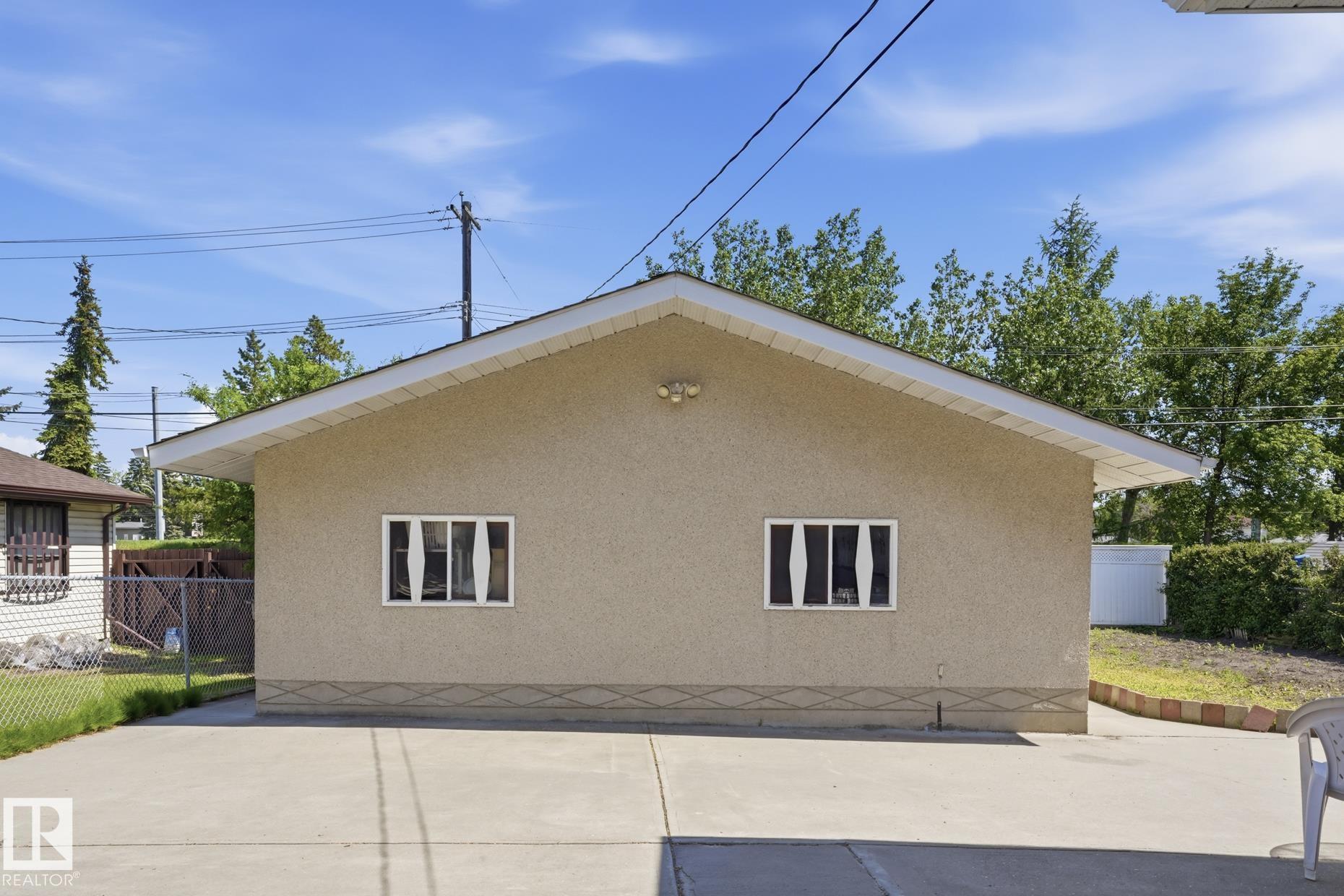 Photo 6 at 12131 101 Street NW, Westwood, Edmonton