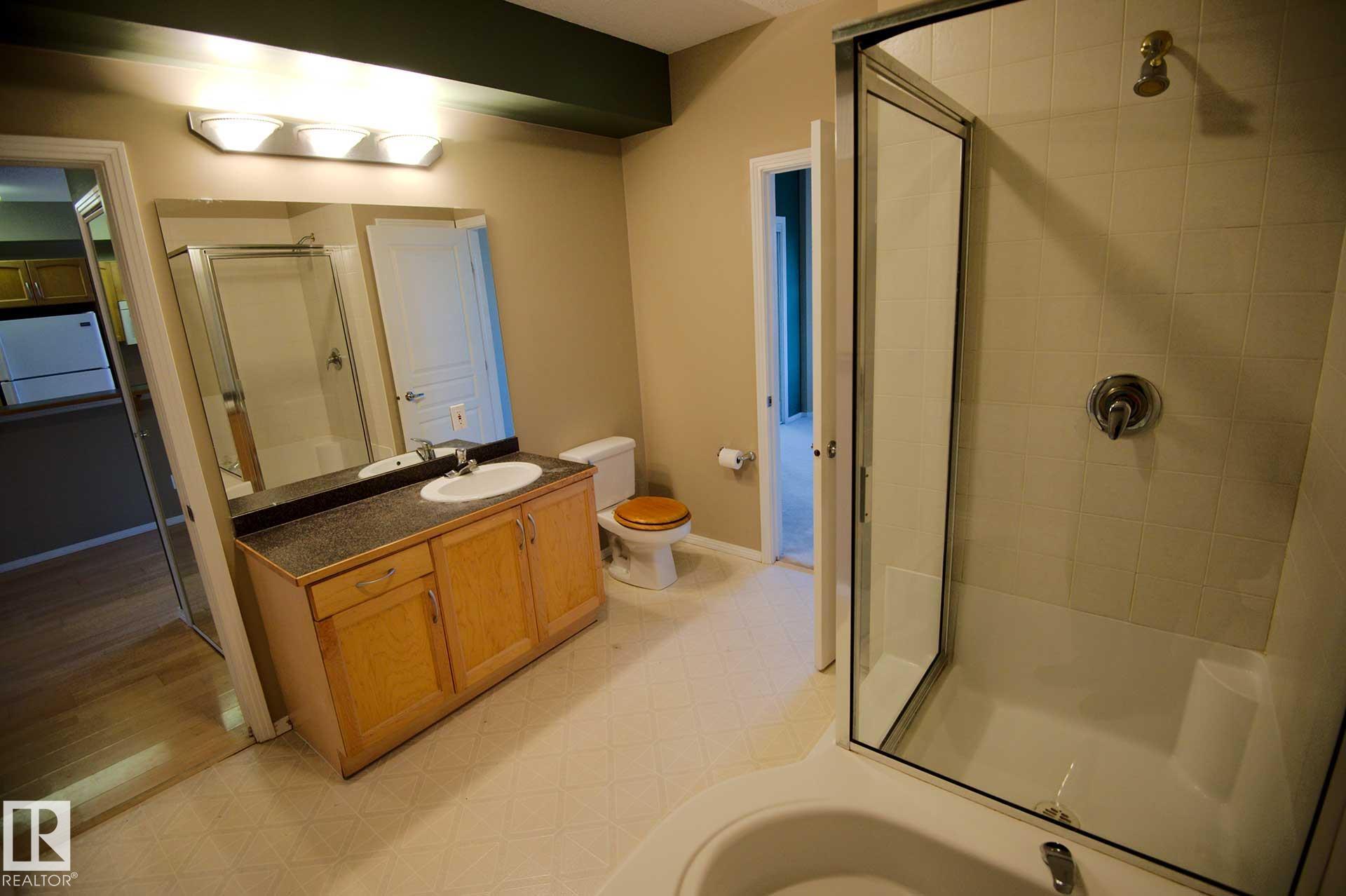 Photo 12 at 412 - 11039 83 Avenue NW, Garneau, Edmonton