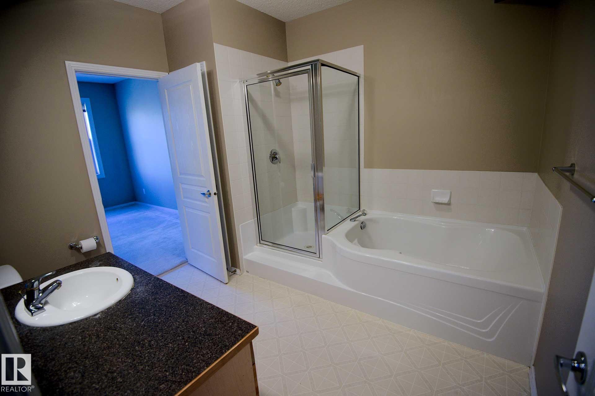 Photo 10 at 412 - 11039 83 Avenue NW, Garneau, Edmonton