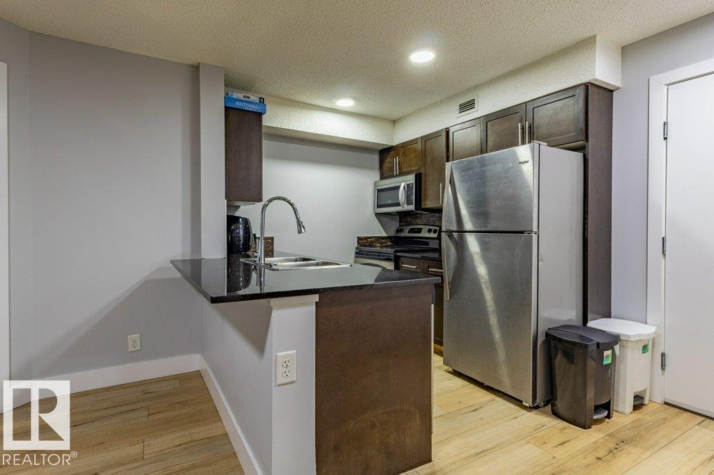 Photo 3 at 306 - 11820 22 Avenue SW, Rutherford, Edmonton