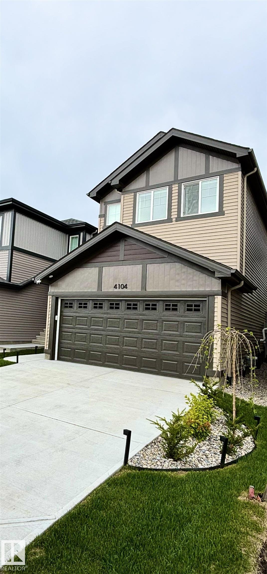 Photo 2 at 4104 208 Street NW, Edgemont, Edmonton