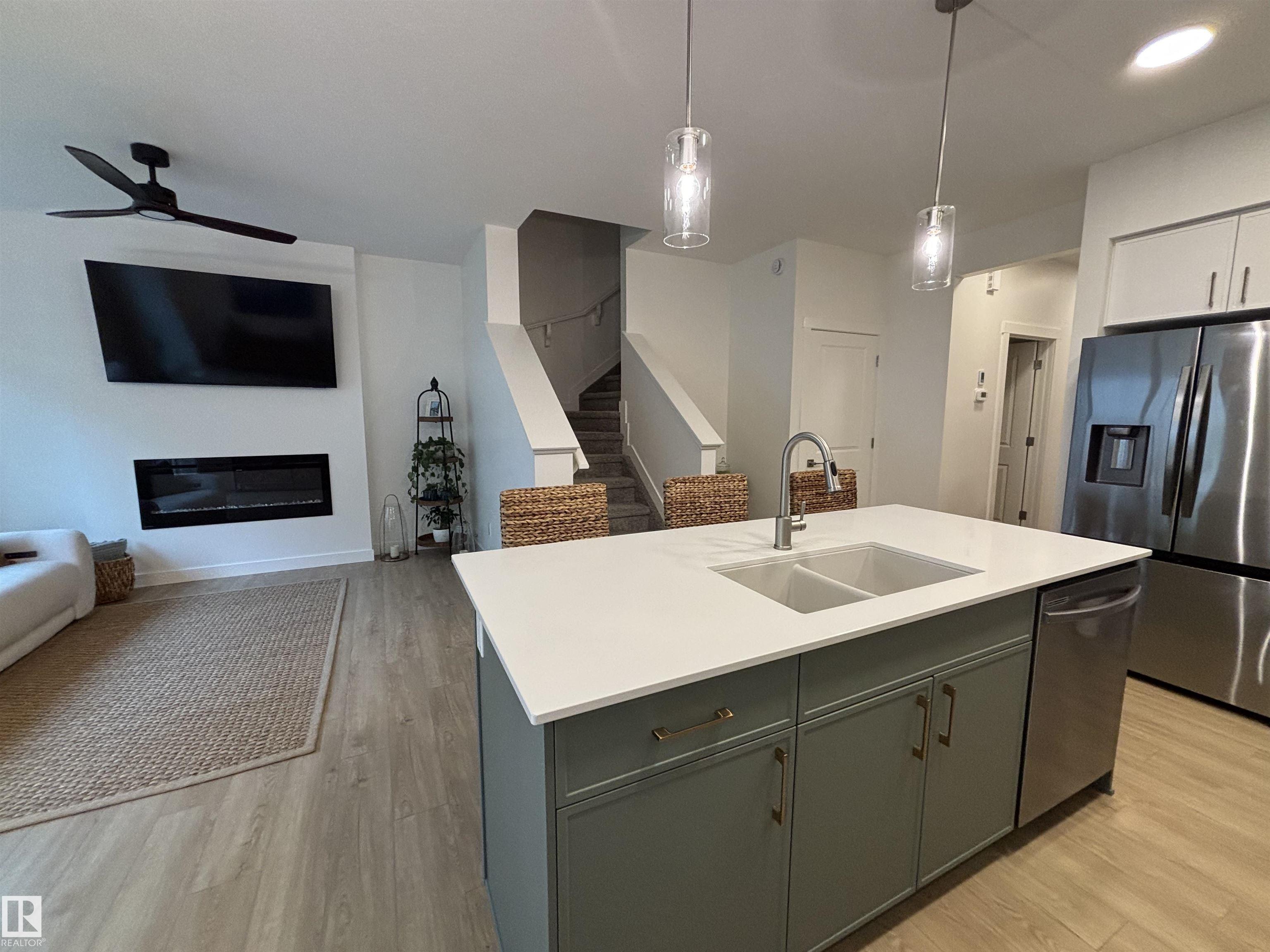 Photo 15 at 4104 208 Street NW, Edgemont, Edmonton