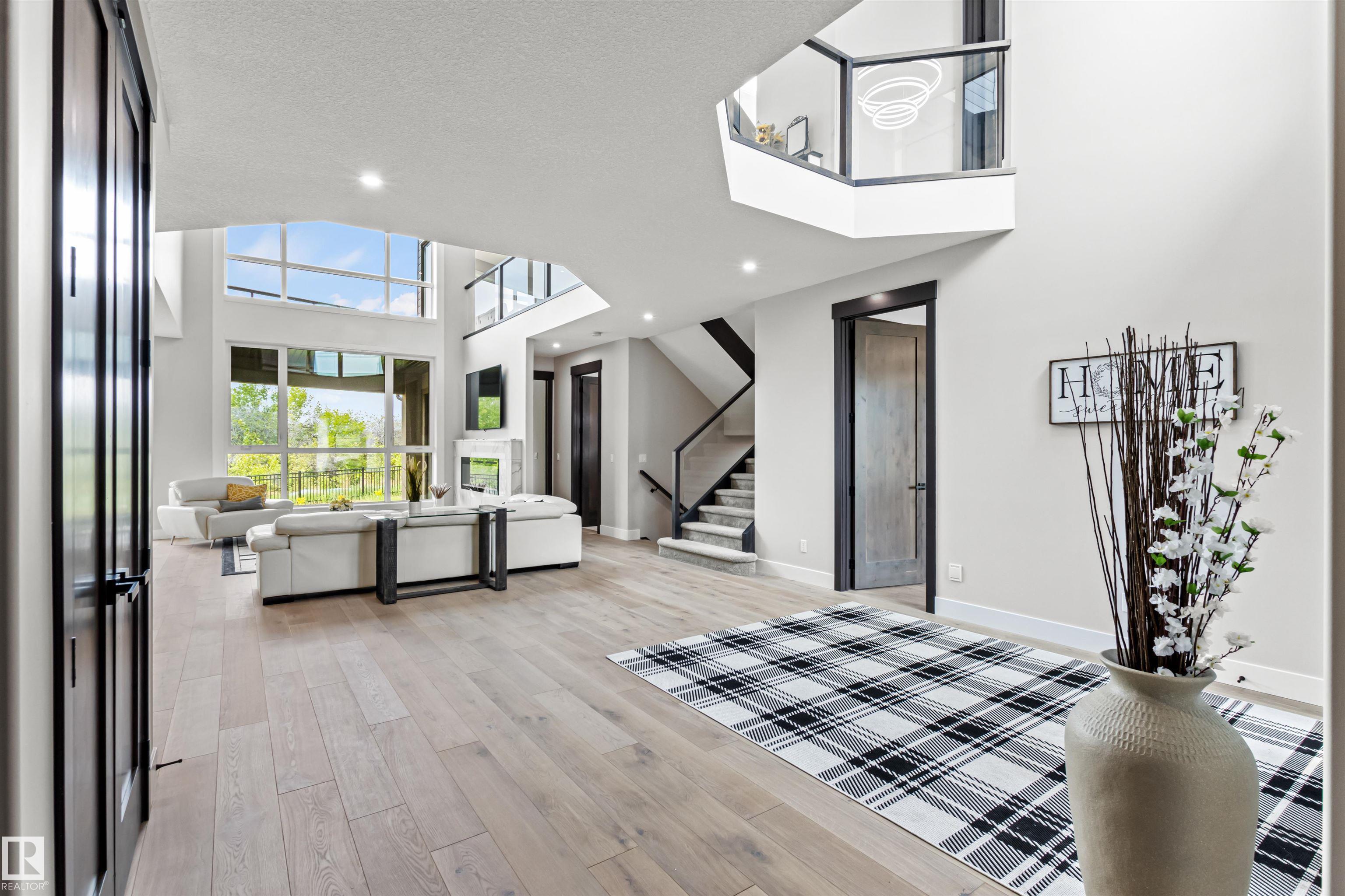 Photo 4 at 4810 Knight Crescent SW, Keswick, Edmonton