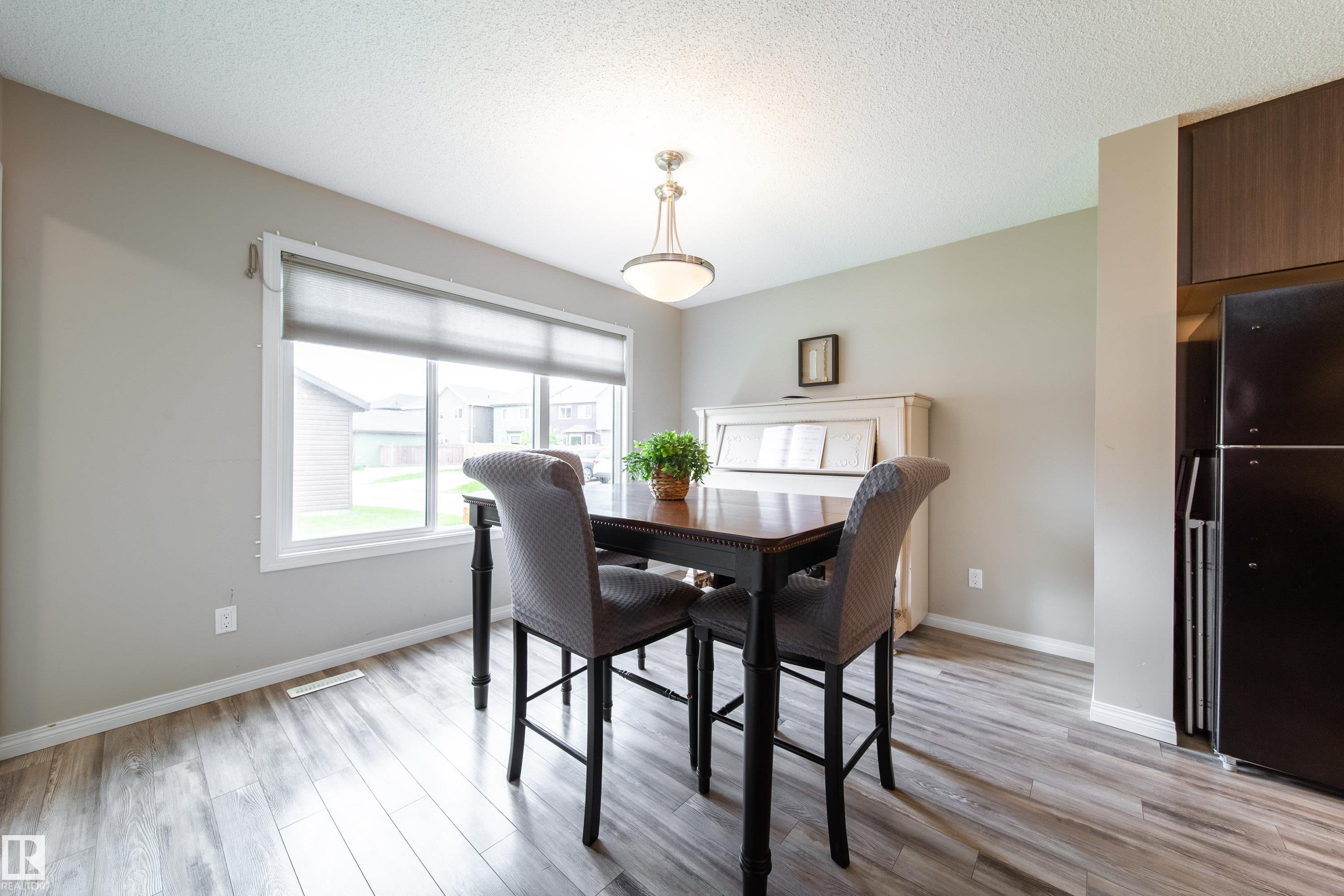 Photo 13 at 3211 Cherry Crescent SW, The Orchards At Ellerslie, Edmonton