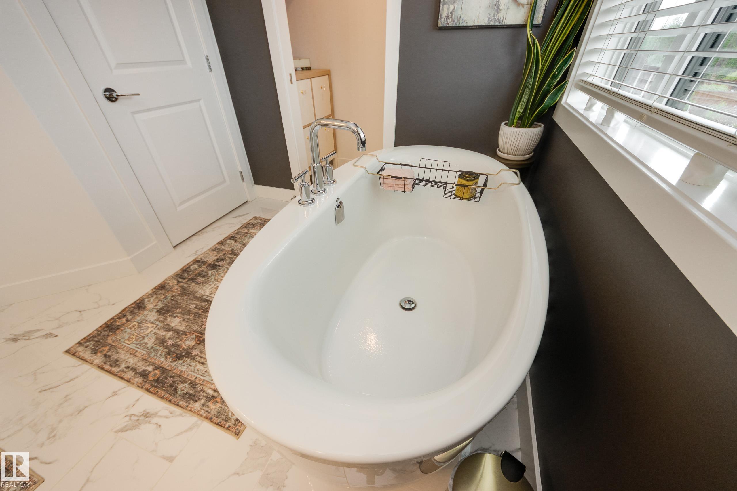 Photo 32 at 20332 29 Avenue NW, The Uplands, Edmonton