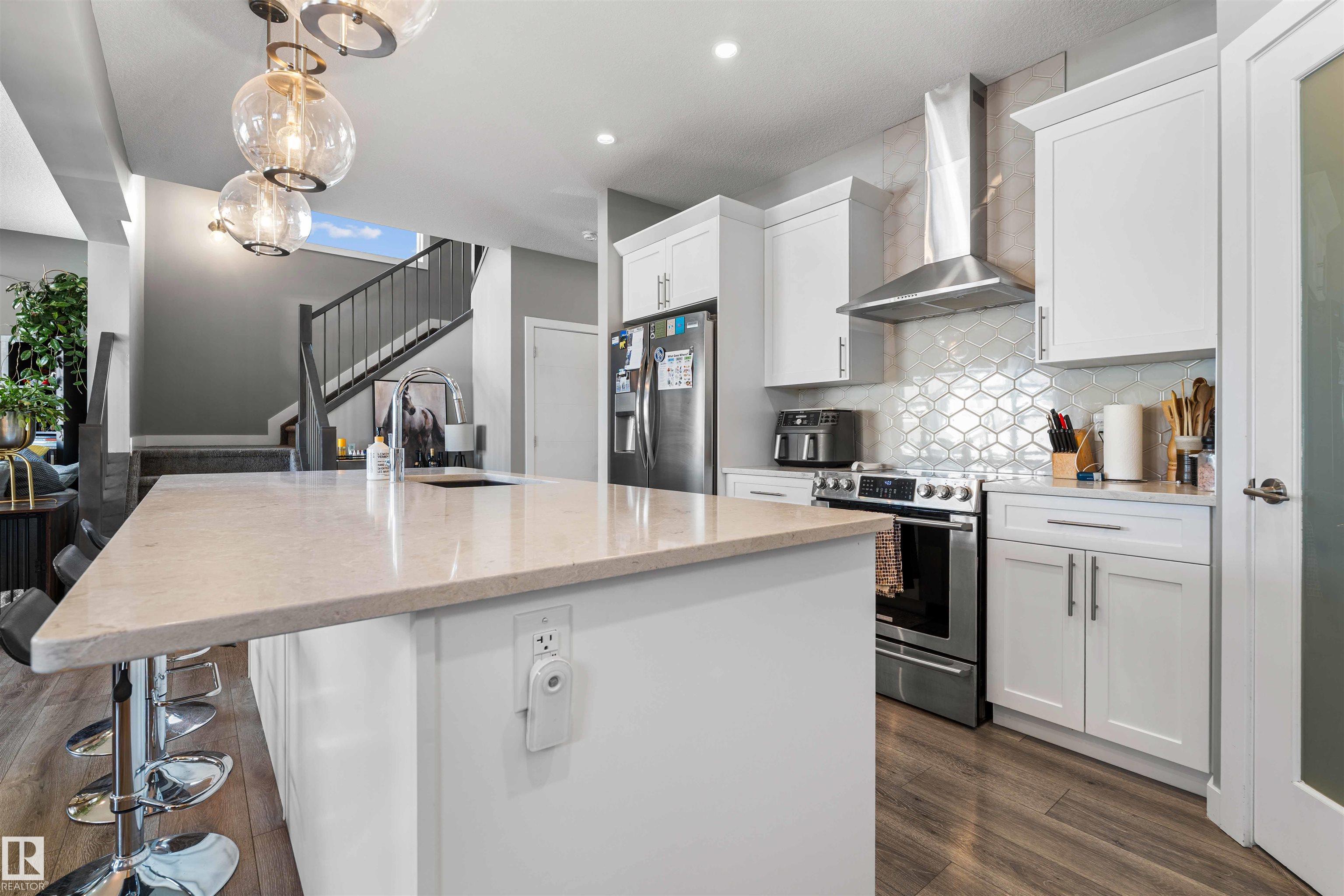 Photo 15 at 524 Mcdonough Way NW, McConachie Area, Edmonton