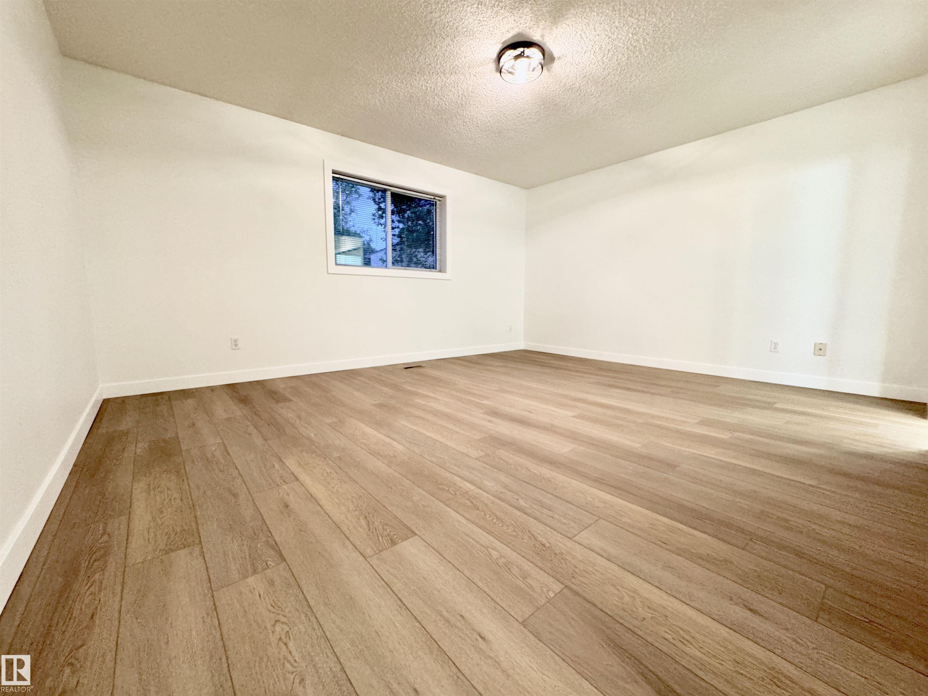Photo 21 at 8118 27 Avenue NW, Meyonohk, Edmonton