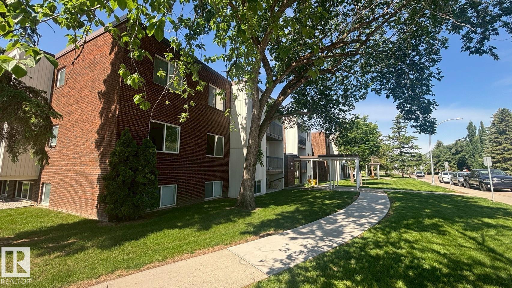 Photo 5 at 203 - 11445 41 Avenue NW, Royal Gardens, Edmonton