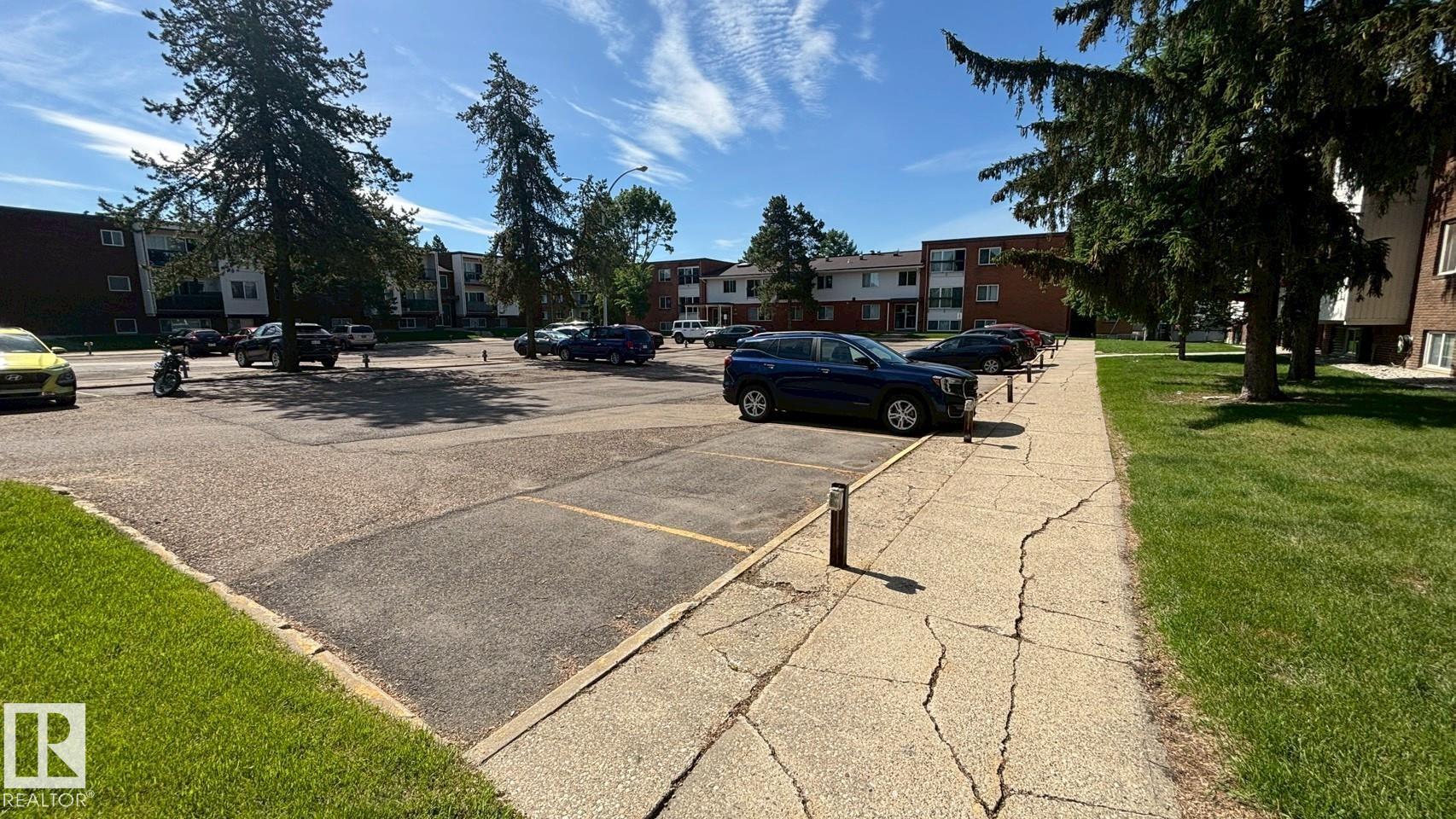 Photo 6 at 203 - 11445 41 Avenue NW, Royal Gardens, Edmonton