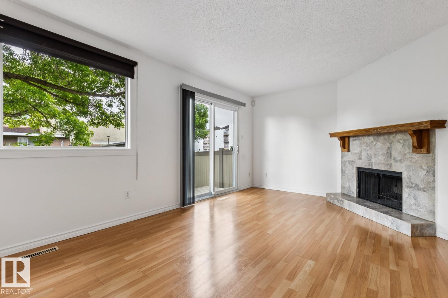 Photo 17 at 1131 Hooke Road NW, Overlanders, Edmonton