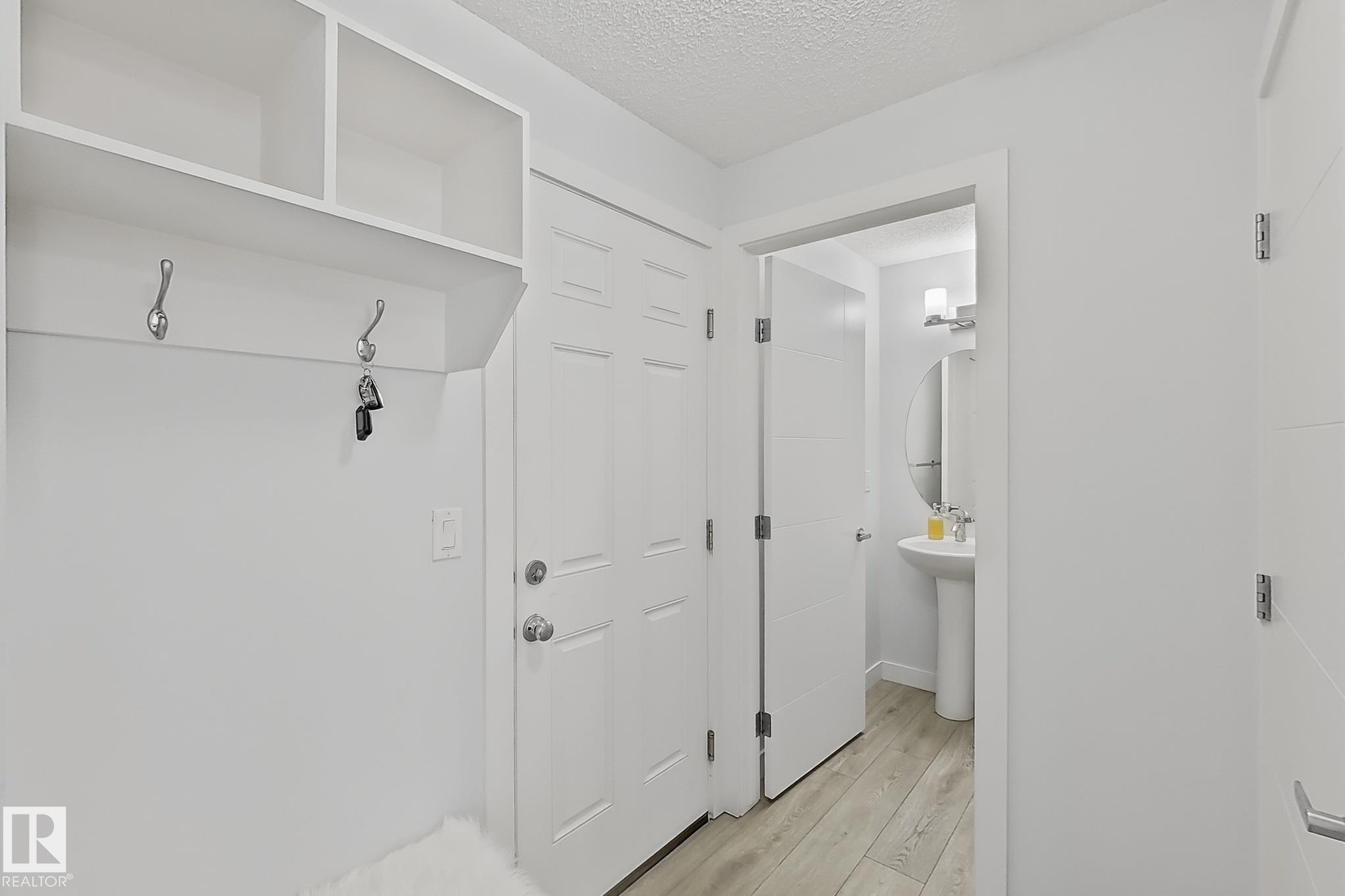 Photo 13 at 228 42 Avenue NW, Maple Crest, Edmonton