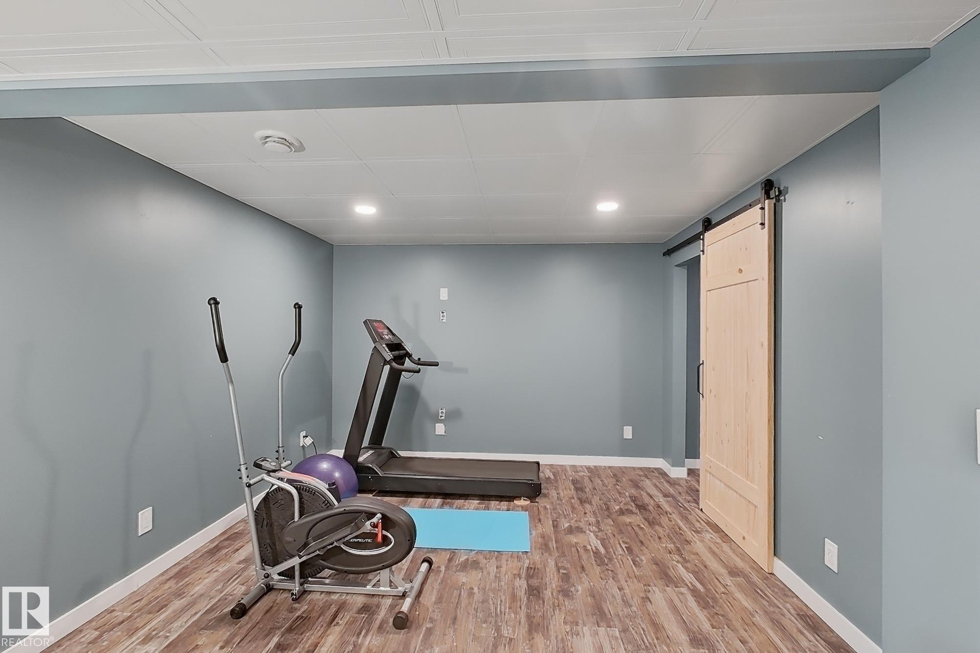 Photo 36 at 228 42 Avenue NW, Maple Crest, Edmonton
