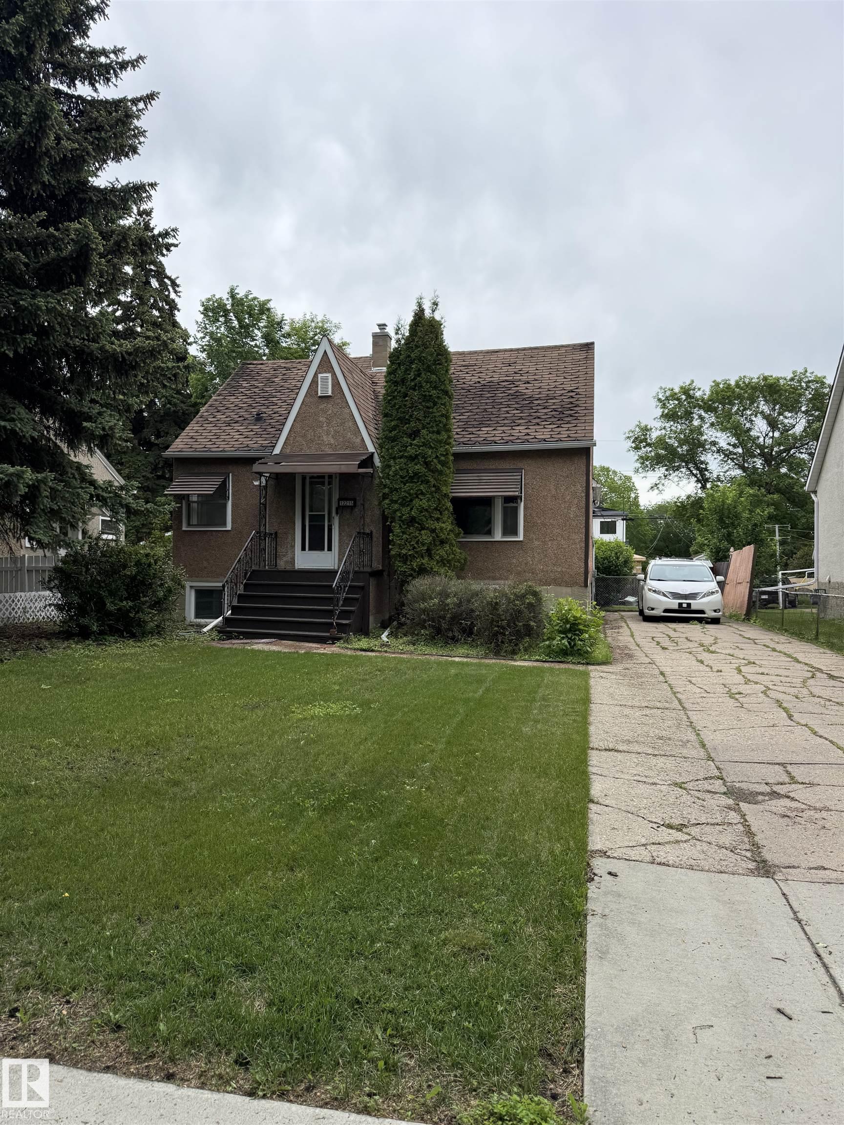 12215 103 Street NW, Westwood, Edmonton 2