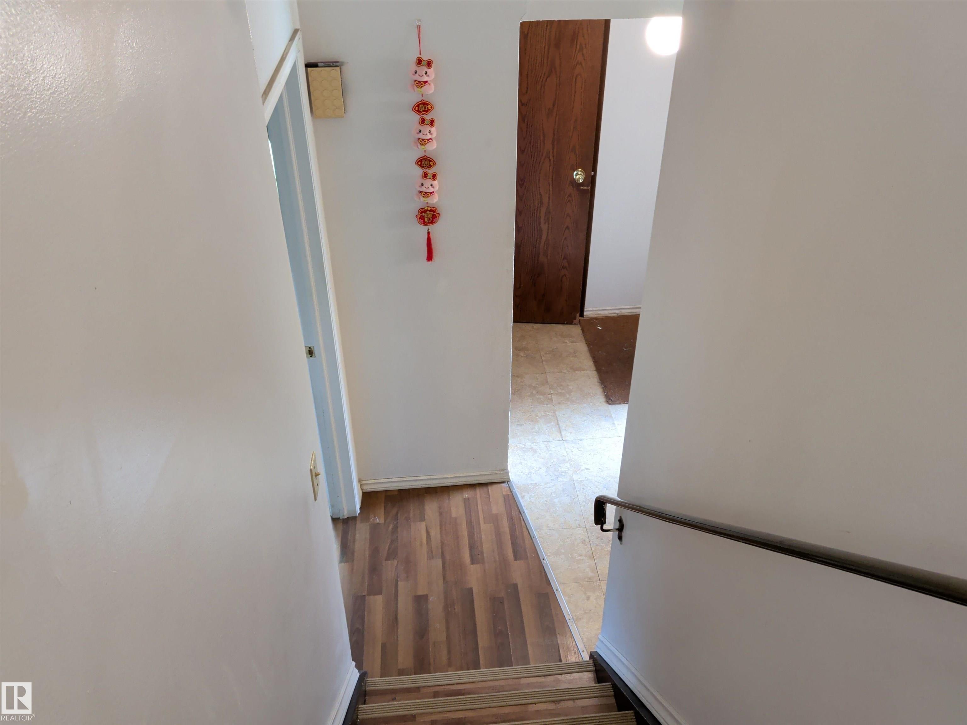 Photo 9 at 2724 105 Street NW, Ermineskin, Edmonton
