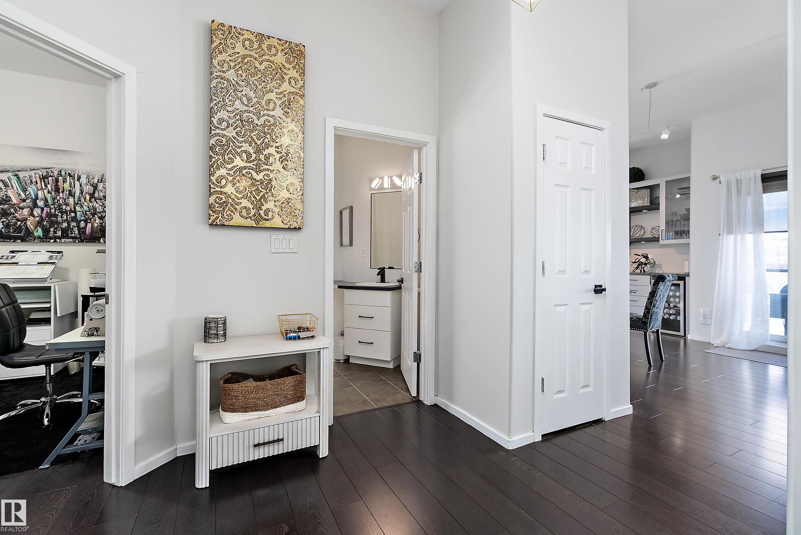 Photo 4 at 302 - 10905 109 Street NW, Central Mcdougall, Edmonton