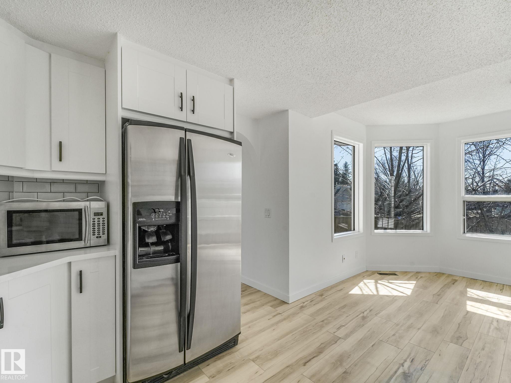 Photo 9 at 4103 28 Avenue NW, Bisset, Edmonton