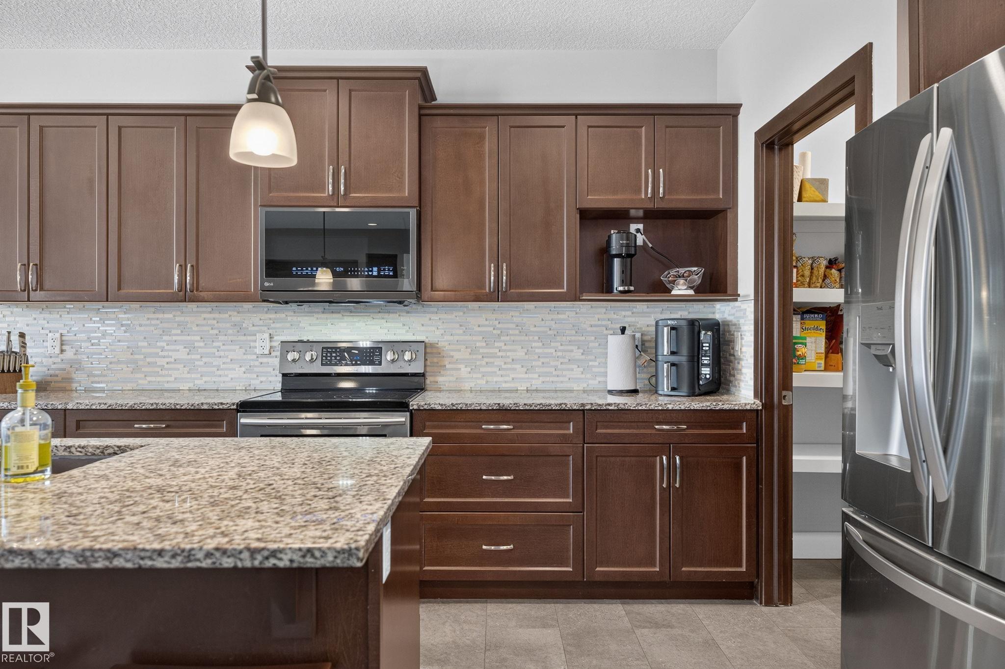 Photo 35 at 14016 161 Avenue NW, Carlton, Edmonton