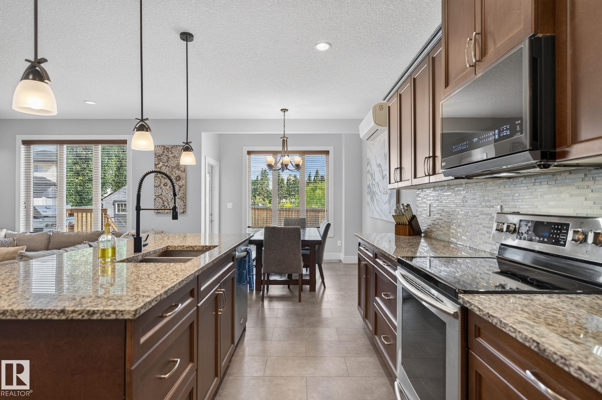Photo 36 at 14016 161 Avenue NW, Carlton, Edmonton