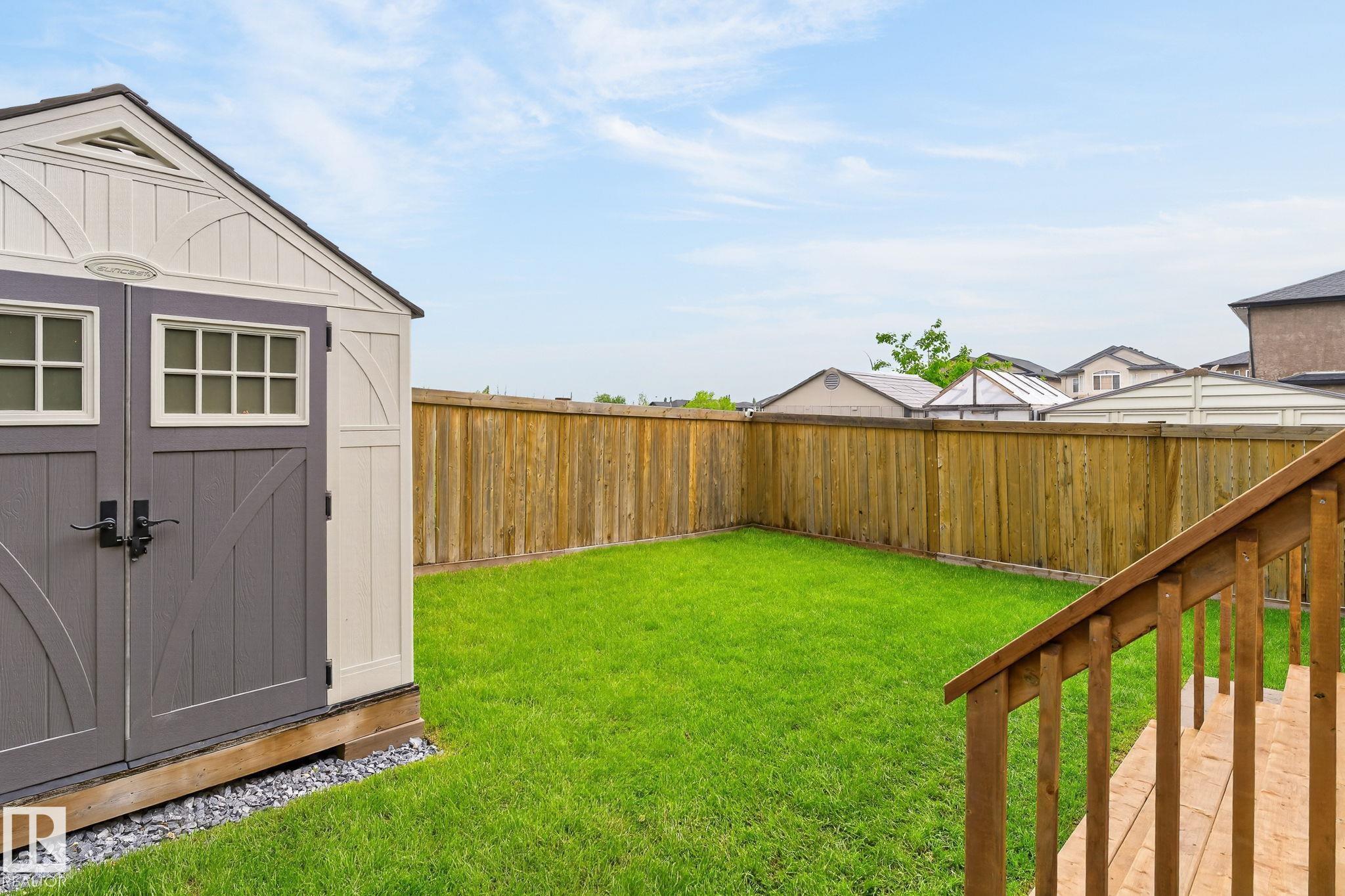Photo 9 at 14016 161 Avenue NW, Carlton, Edmonton