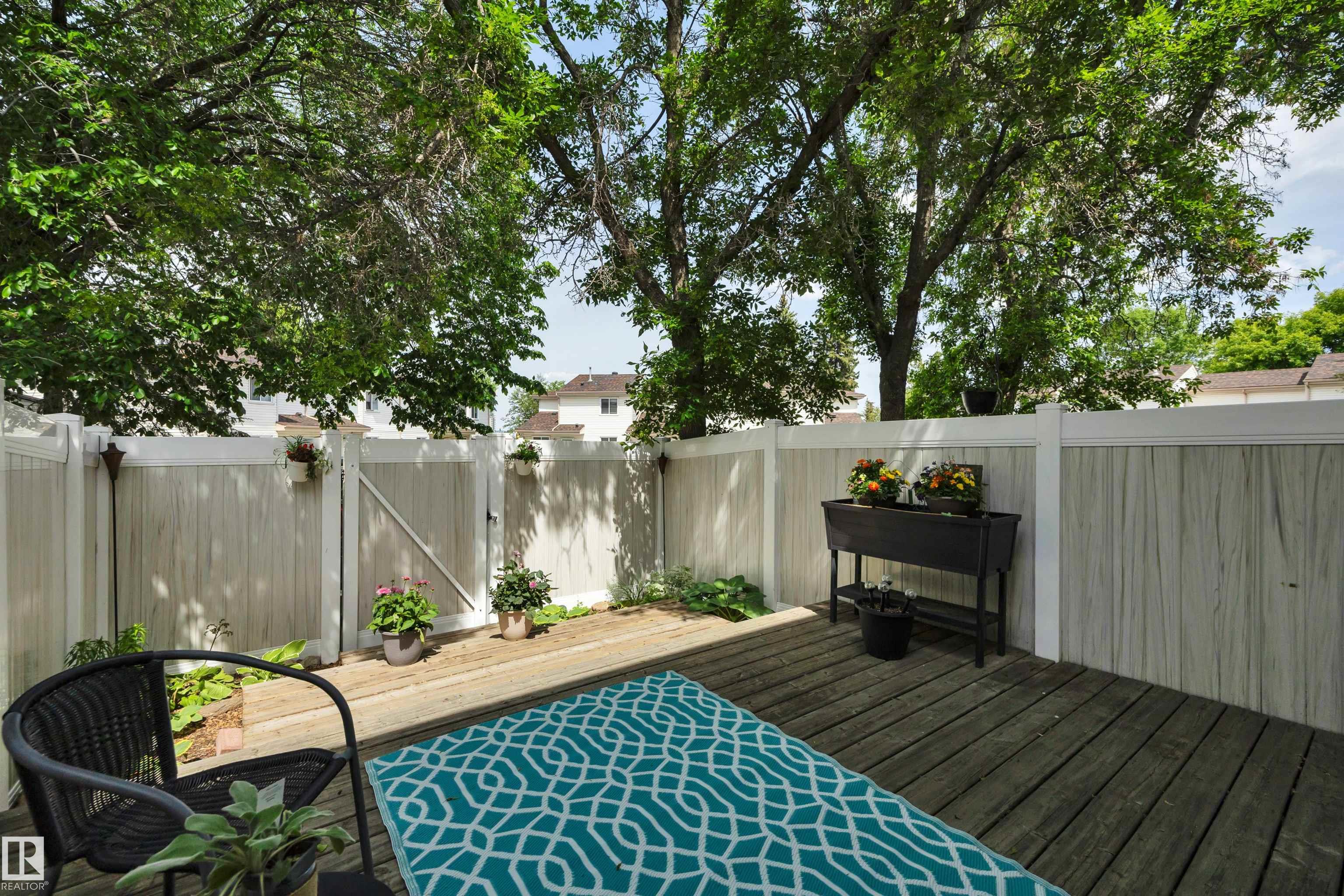 Photo 35 at 44 - 2024 57 Street NW, Meyokumin, Edmonton