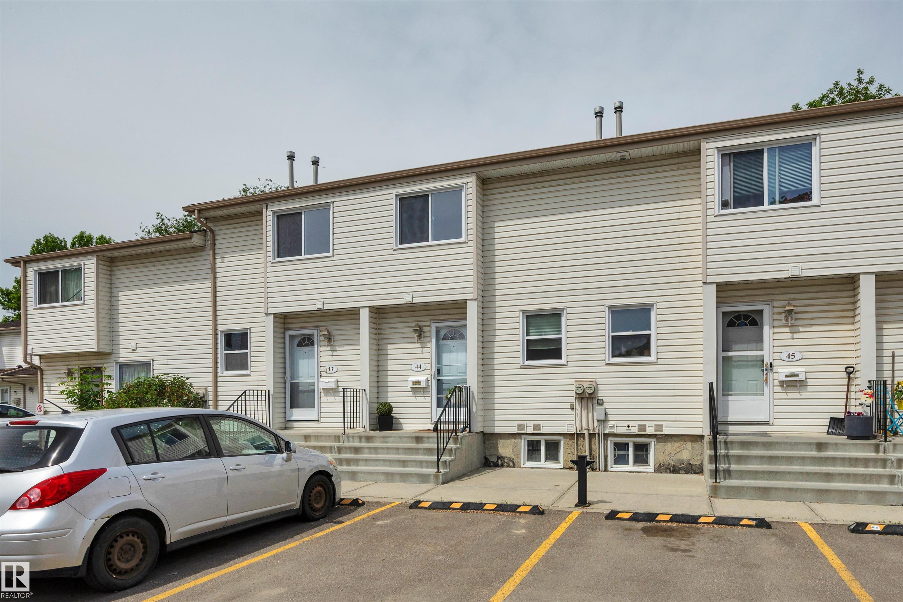 Photo 44 at 44 - 2024 57 Street NW, Meyokumin, Edmonton