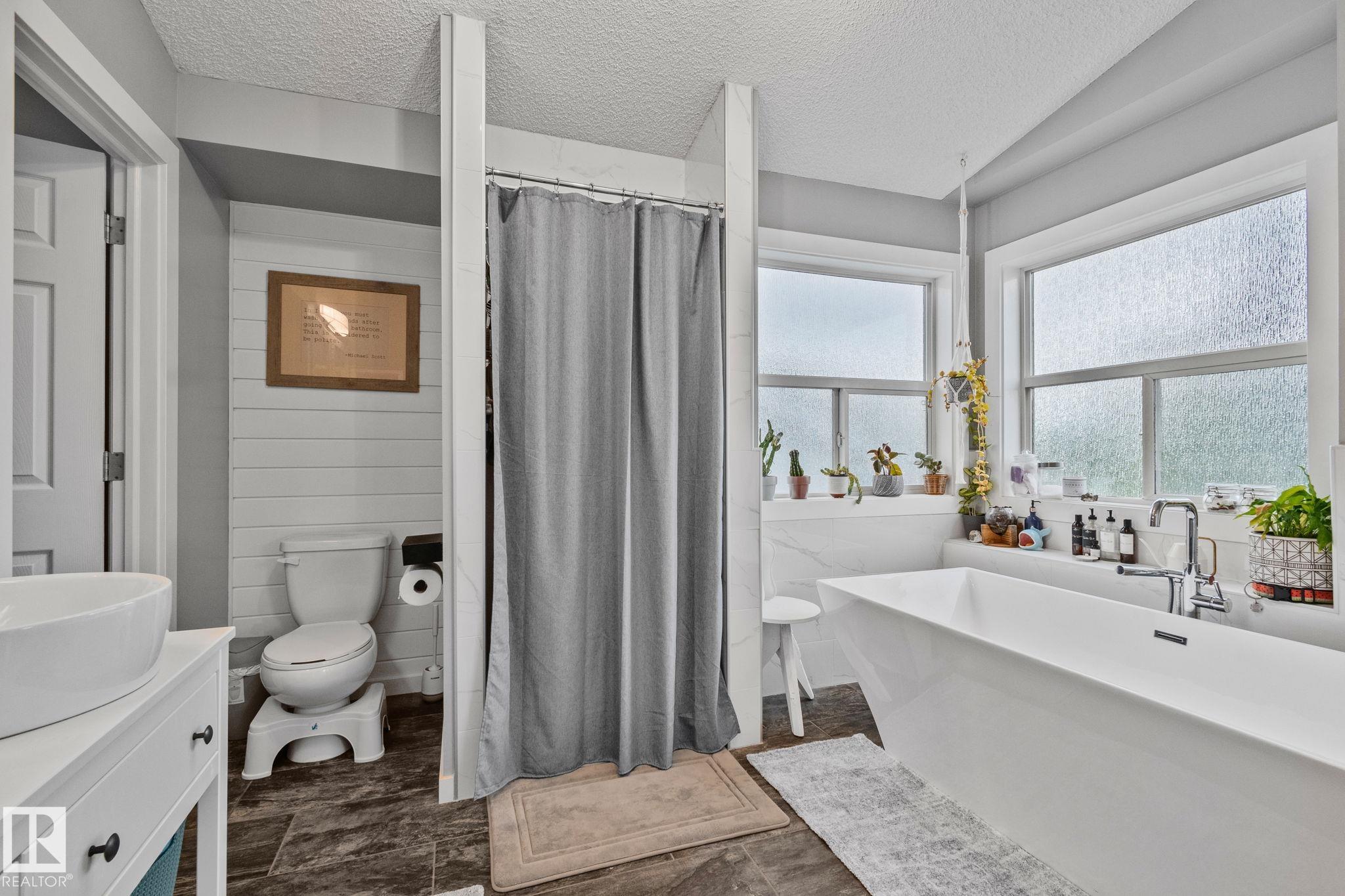 Photo 25 at 174 Lakeland Drive, Lakewood, Spruce Grove