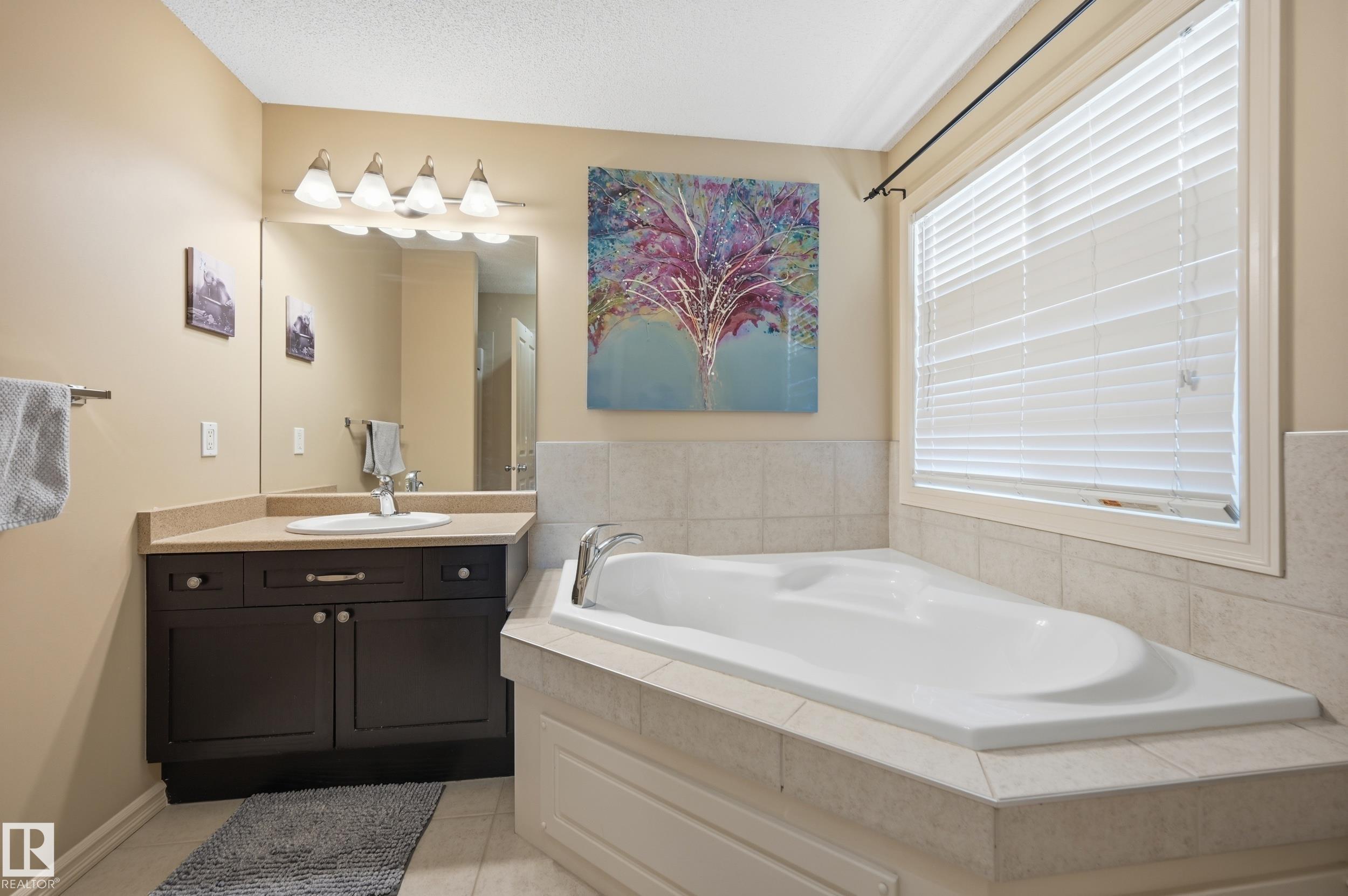 Photo 21 at 40 Becker Crescent, South Pointe, Fort Saskatchewan