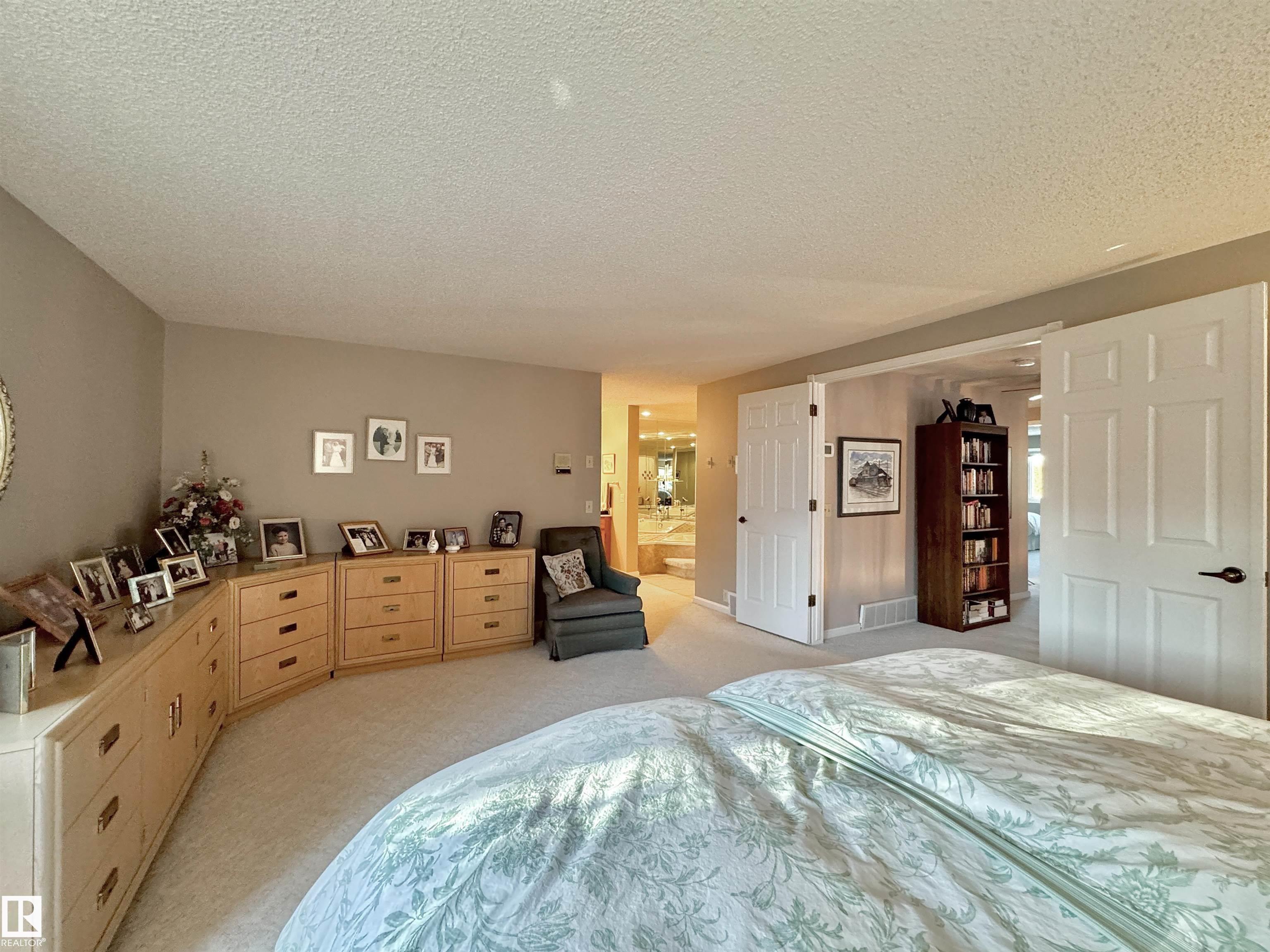 Photo 17 at 1057 109 Street NW, Bearspaw, Edmonton