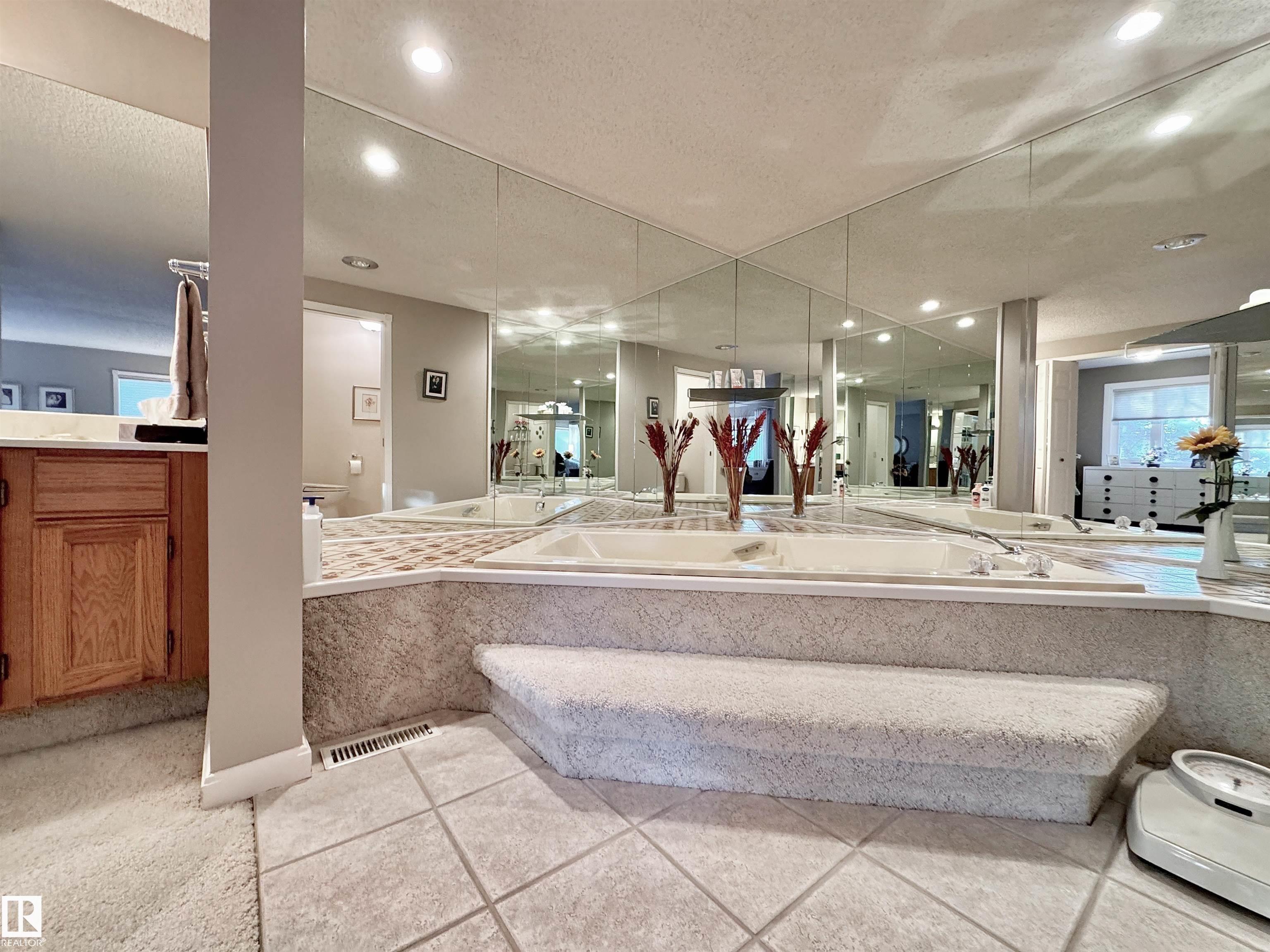 Photo 19 at 1057 109 Street NW, Bearspaw, Edmonton