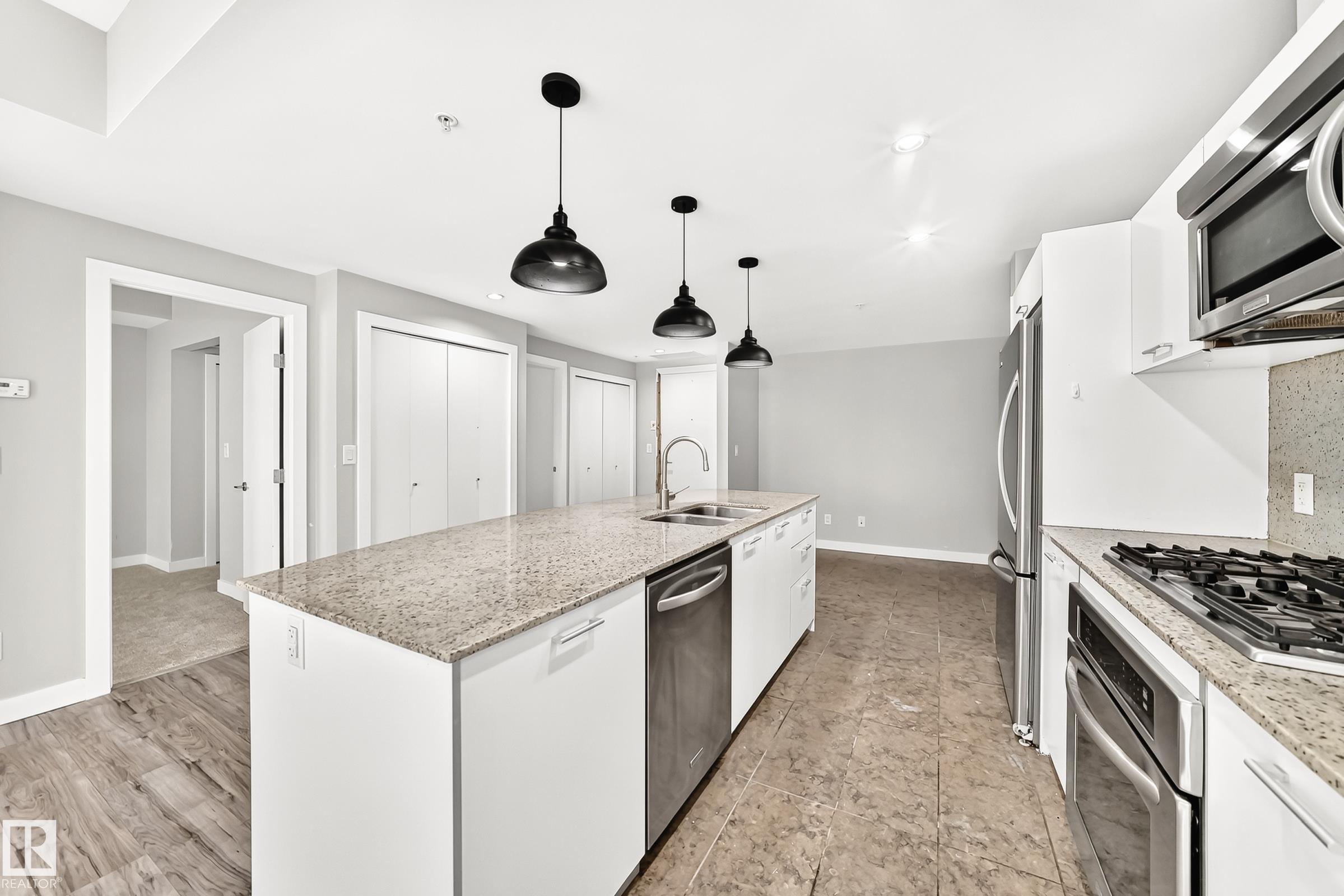 Photo 11 at 215 - 2510 109 Street NW, Ermineskin, Edmonton