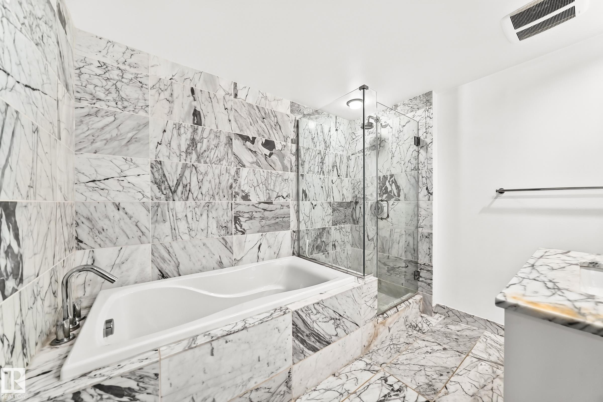Photo 32 at 215 - 2510 109 Street NW, Ermineskin, Edmonton