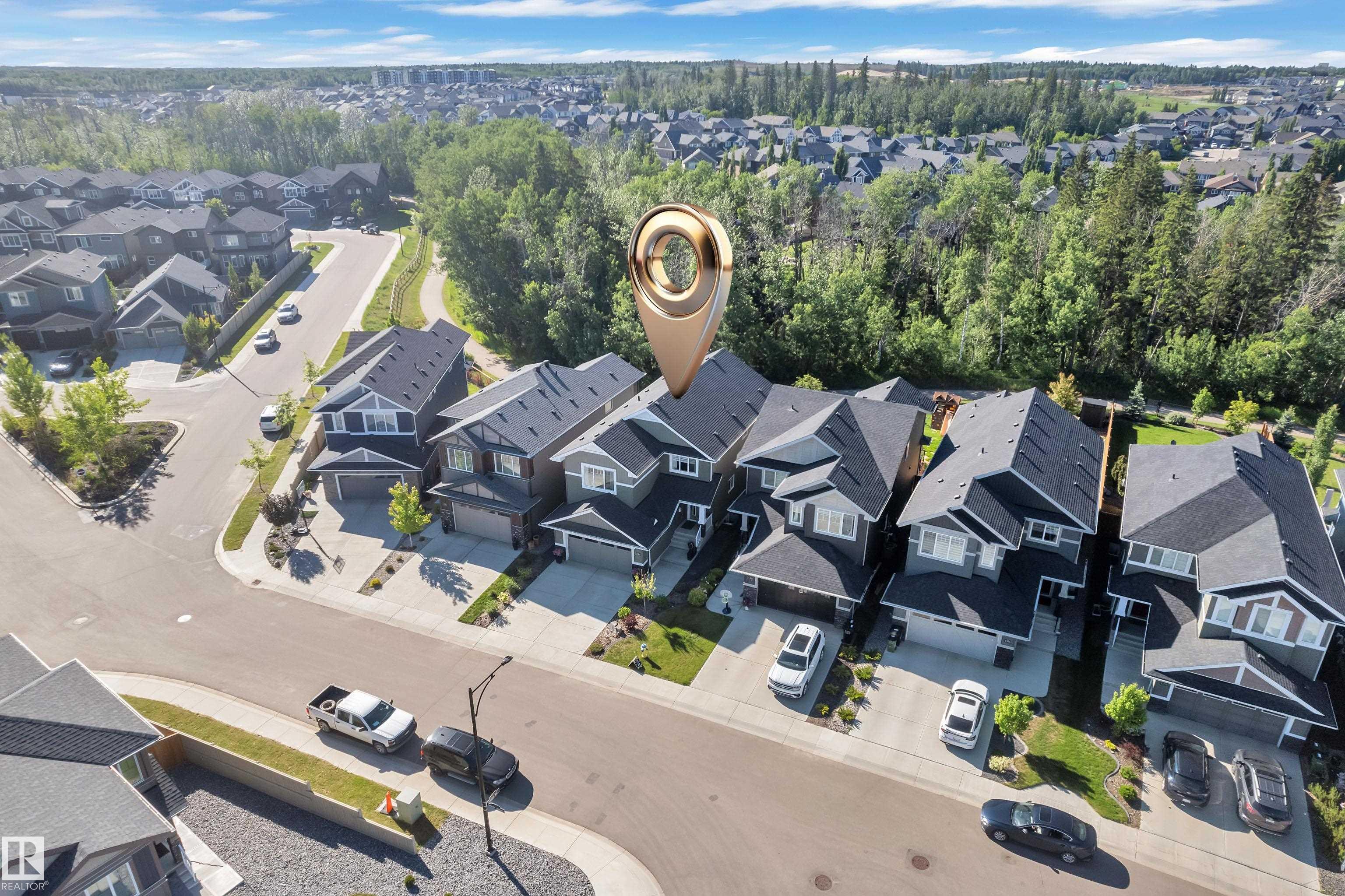 Photo 2 at 1390 Enright Landing NW, Edgemont, Edmonton