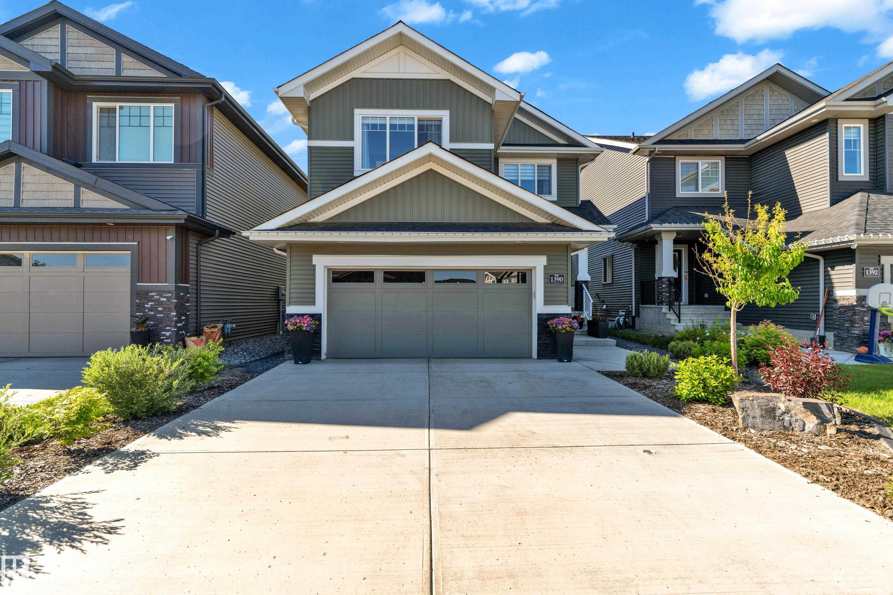 Photo 3 at 1390 Enright Landing NW, Edgemont, Edmonton
