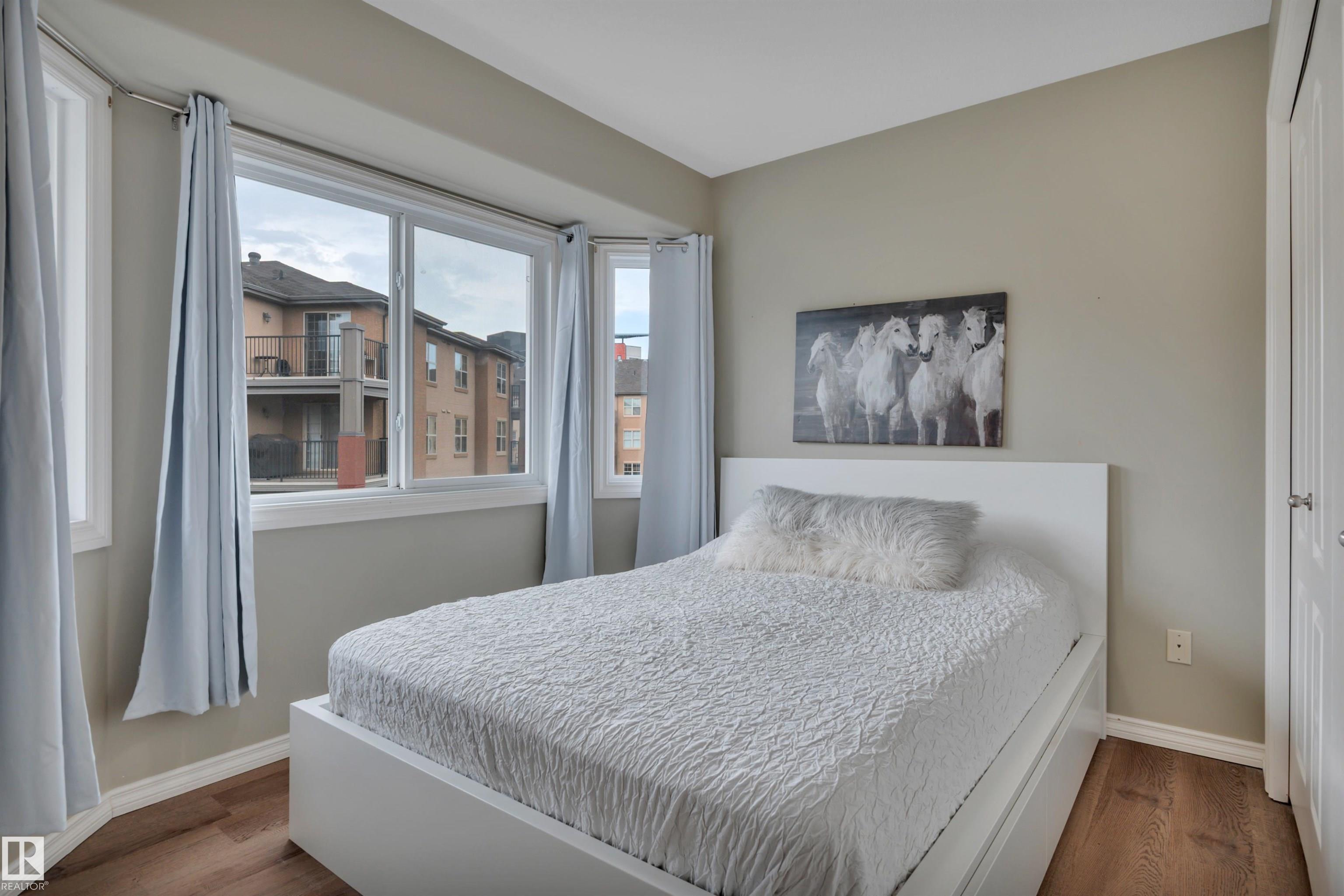 Photo 18 at 11520 11 Avenue SW, Rutherford, Edmonton