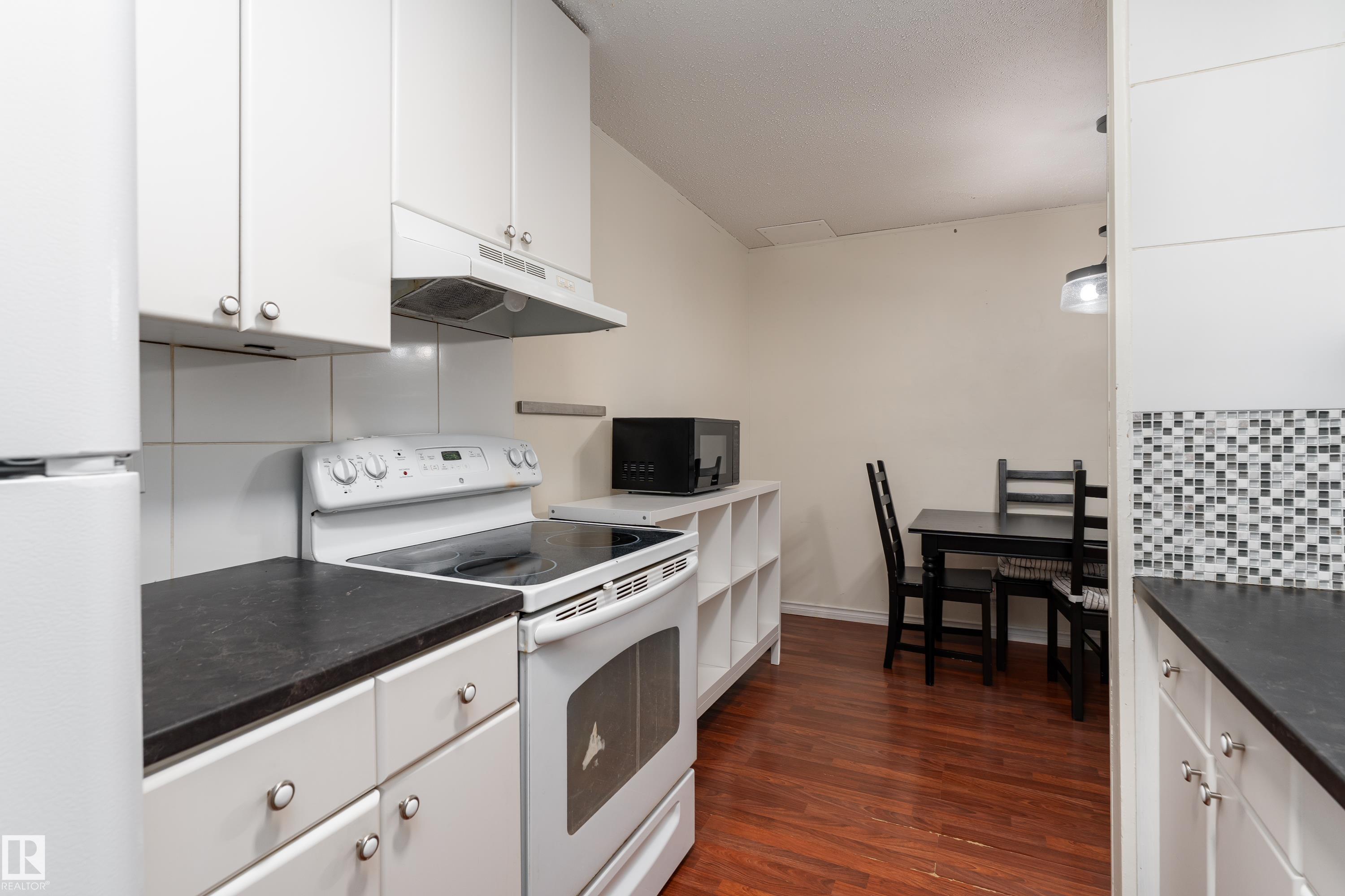 Photo 13 at 15217 54 Street NW, Casselman, Edmonton