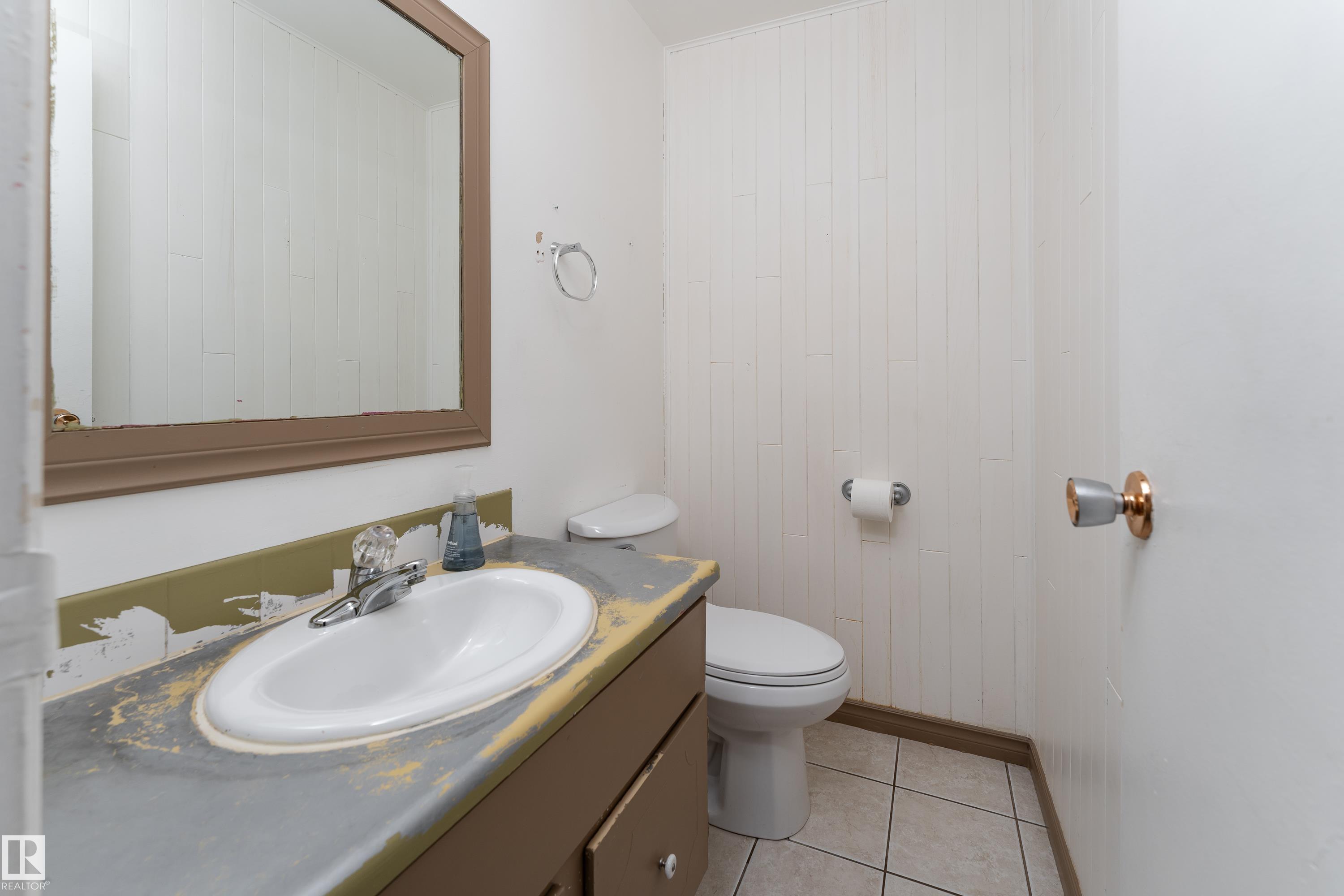 Photo 14 at 15217 54 Street NW, Casselman, Edmonton