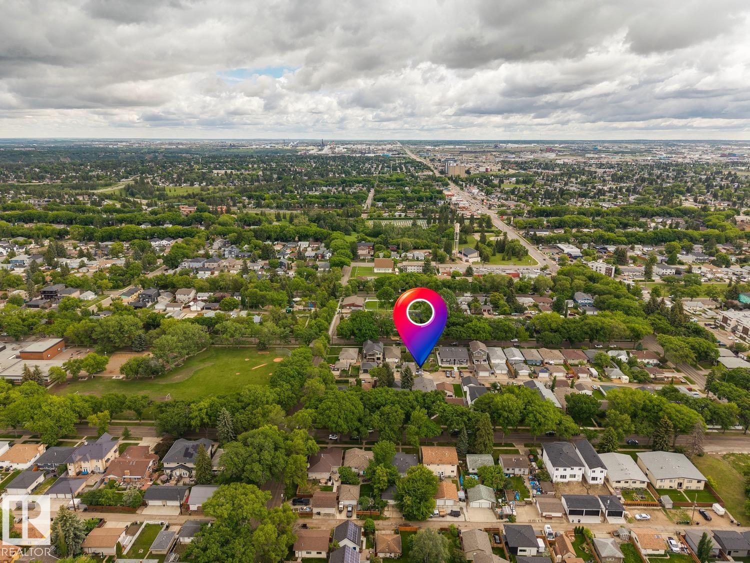Photo 43 at 10147/49 82 Street NW, Forest Heights, Edmonton