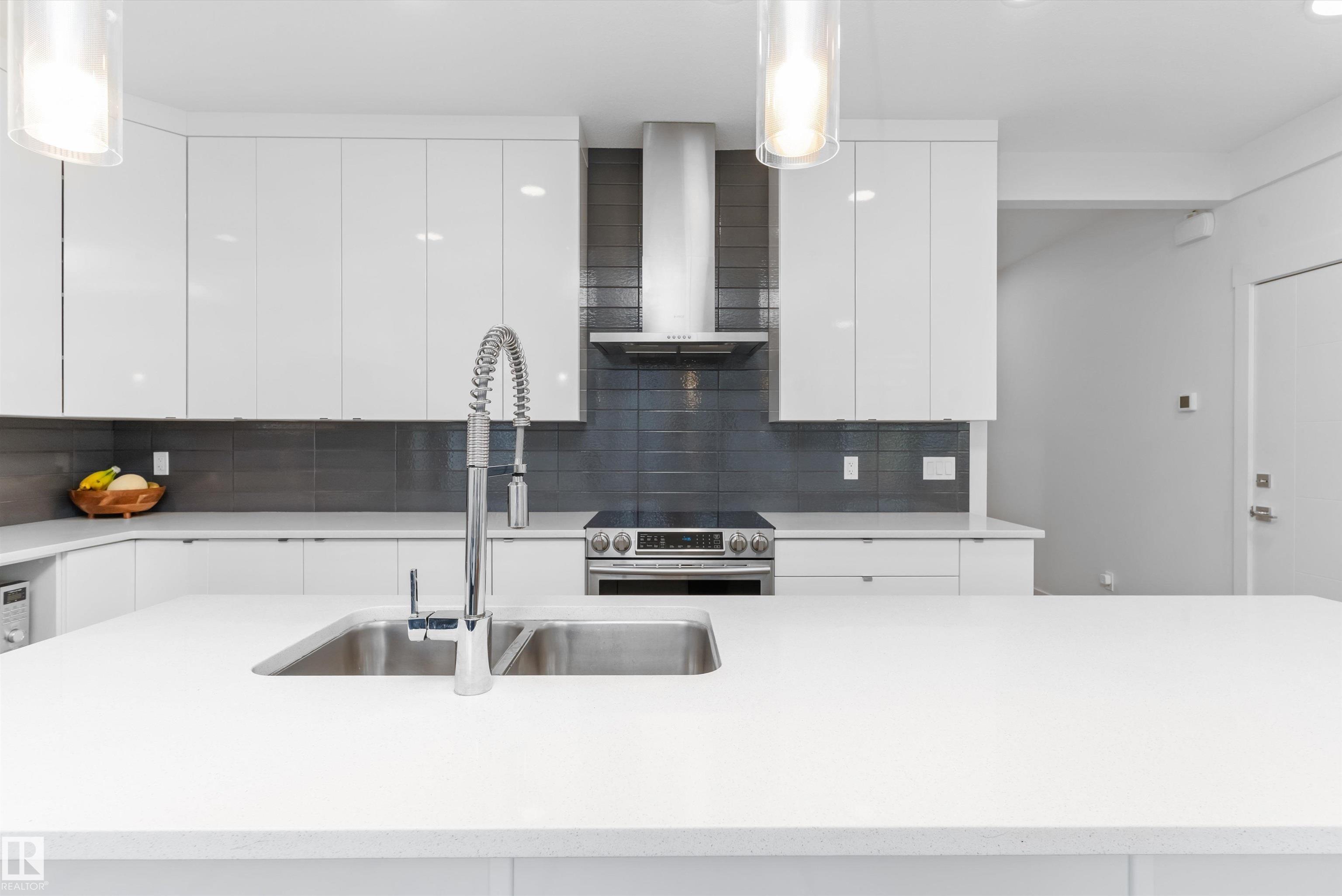 Photo 9 at 16624 32 Avenue SW, Glenridding Ravine, Edmonton