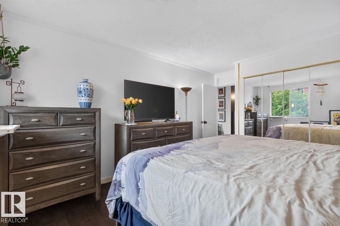 Photo 26 at 306 - 11307 99 Avenue NW, Wîhkwêntôwin, Edmonton