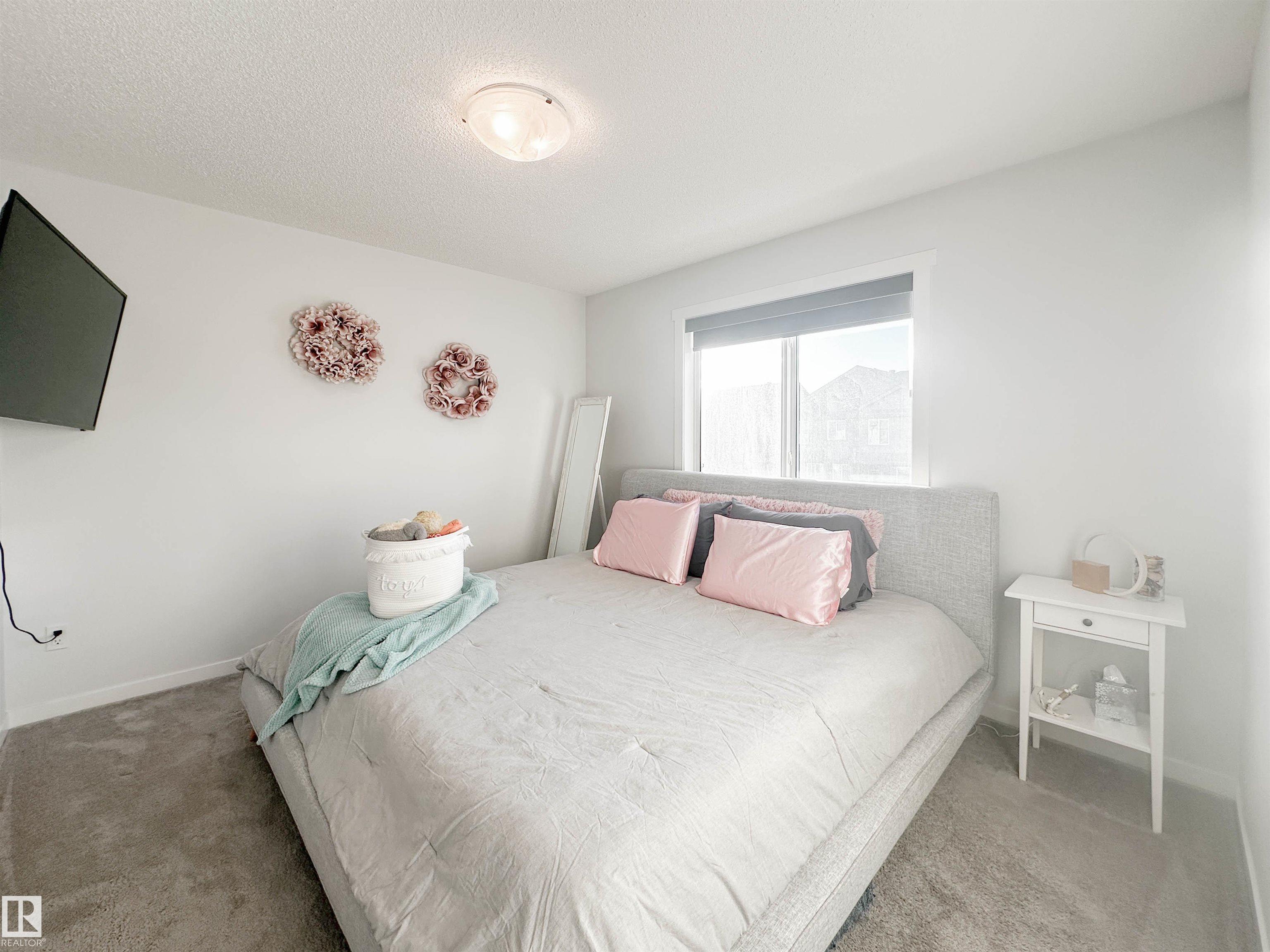 Photo 27 at 1270 Rosenthal Boulevard NW, Rosenthal, Edmonton