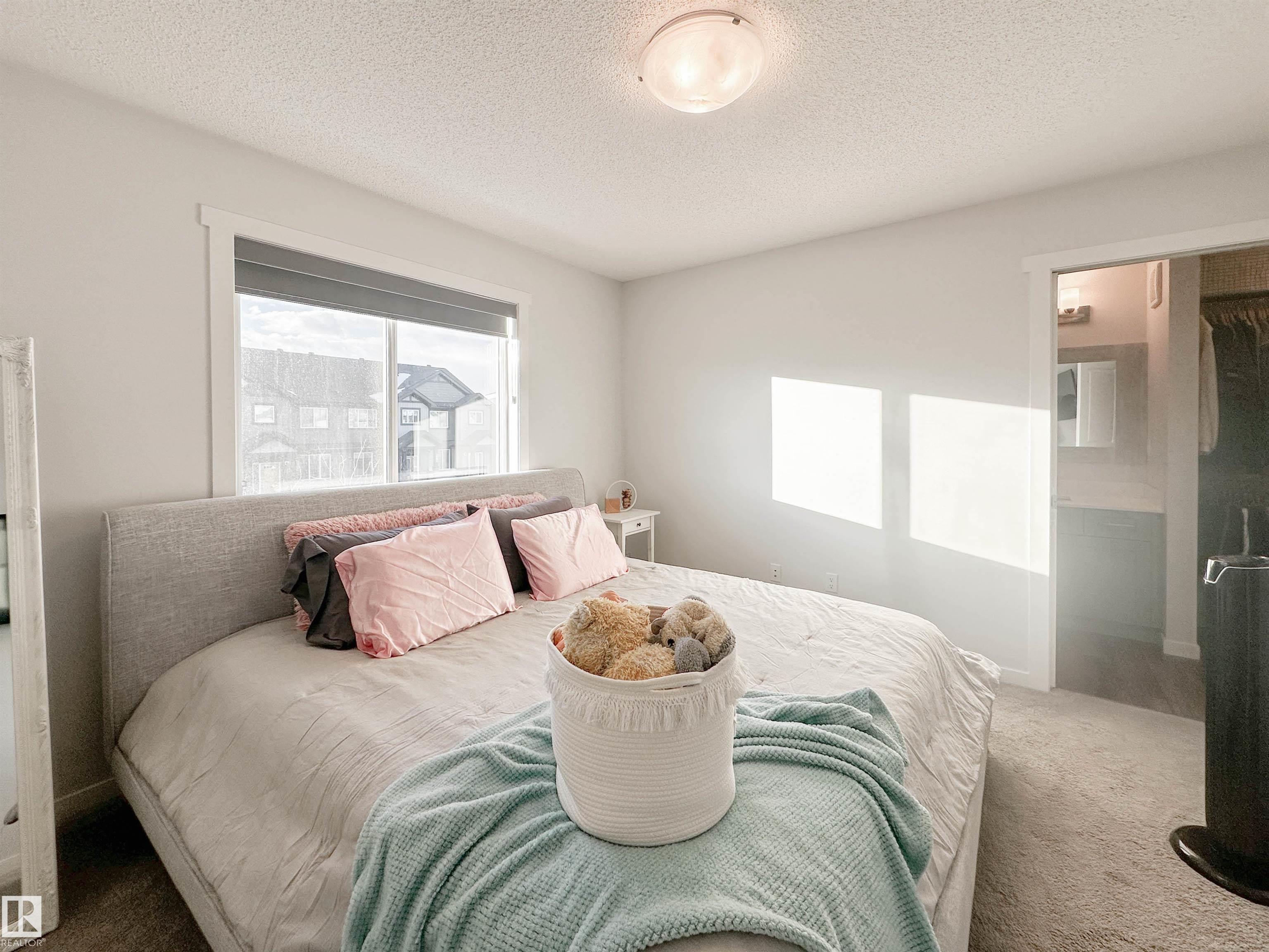 Photo 28 at 1270 Rosenthal Boulevard NW, Rosenthal, Edmonton
