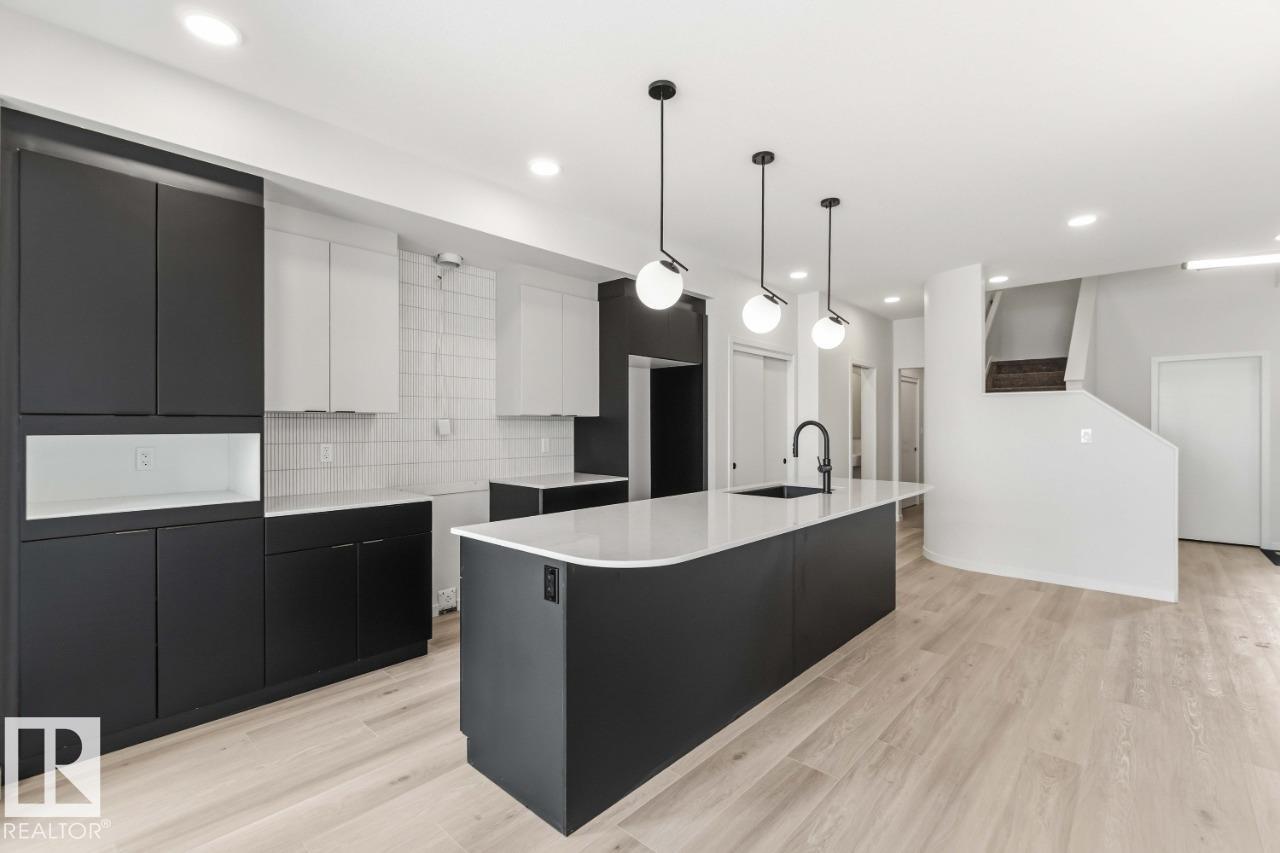 Photo 6 at 22522 83a Avenue NW, Rosenthal, Edmonton
