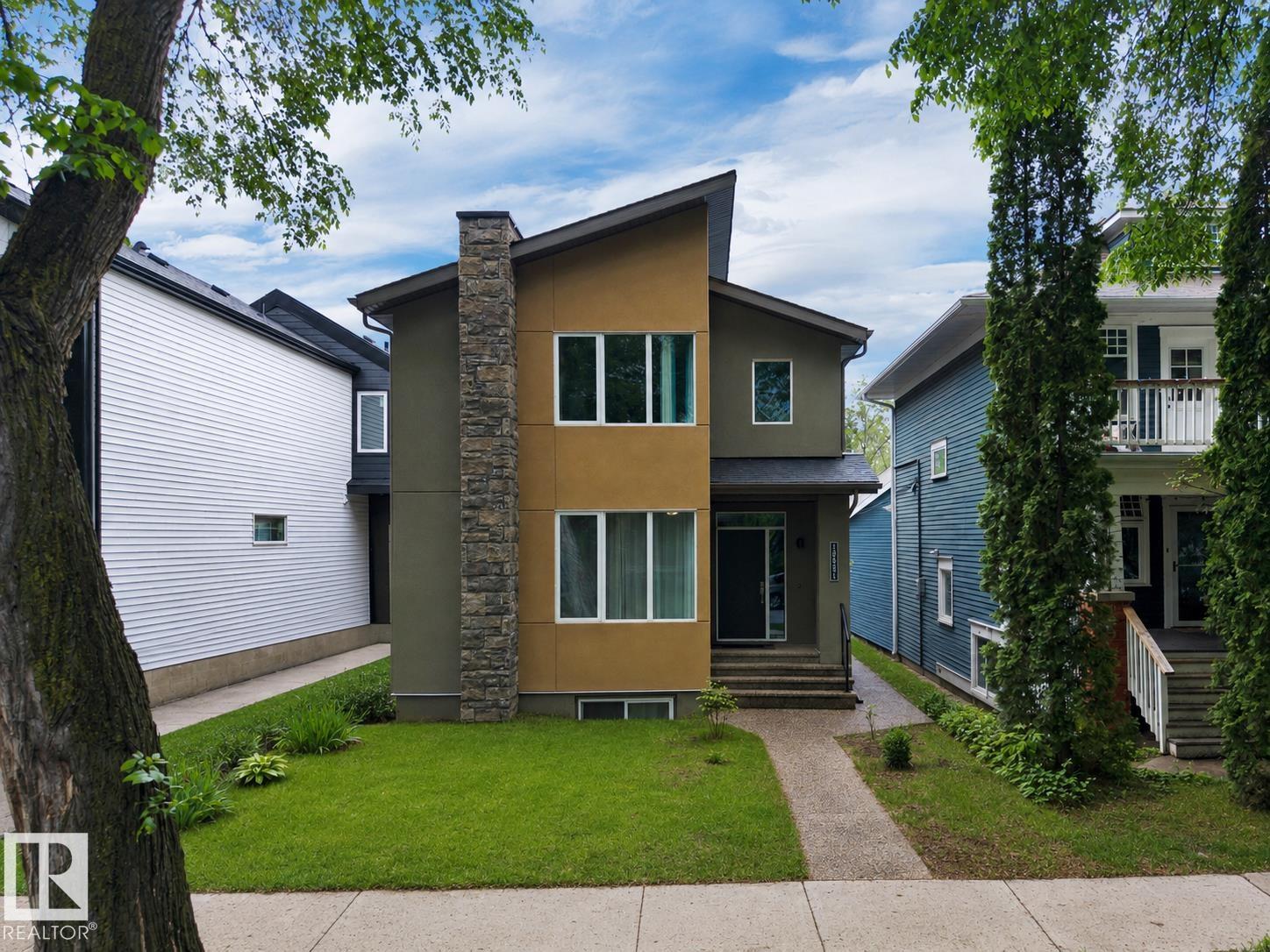 Photo 2 at 10951 81 Avenue NW, Garneau, Edmonton