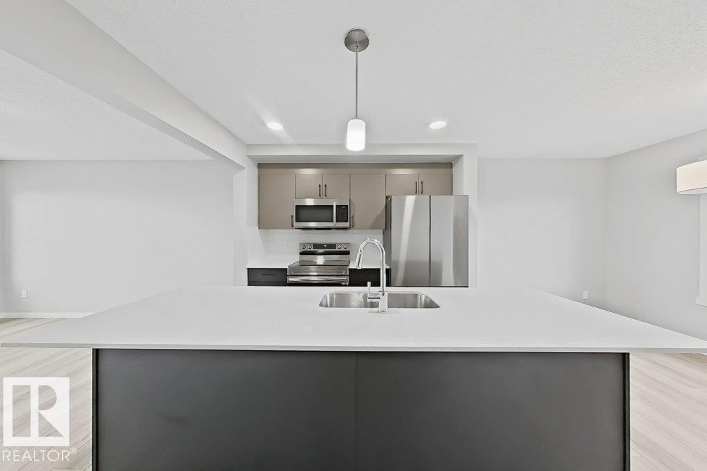 Photo 9 at 5034 Rivers Edge Way NW, River's Edge, Edmonton
