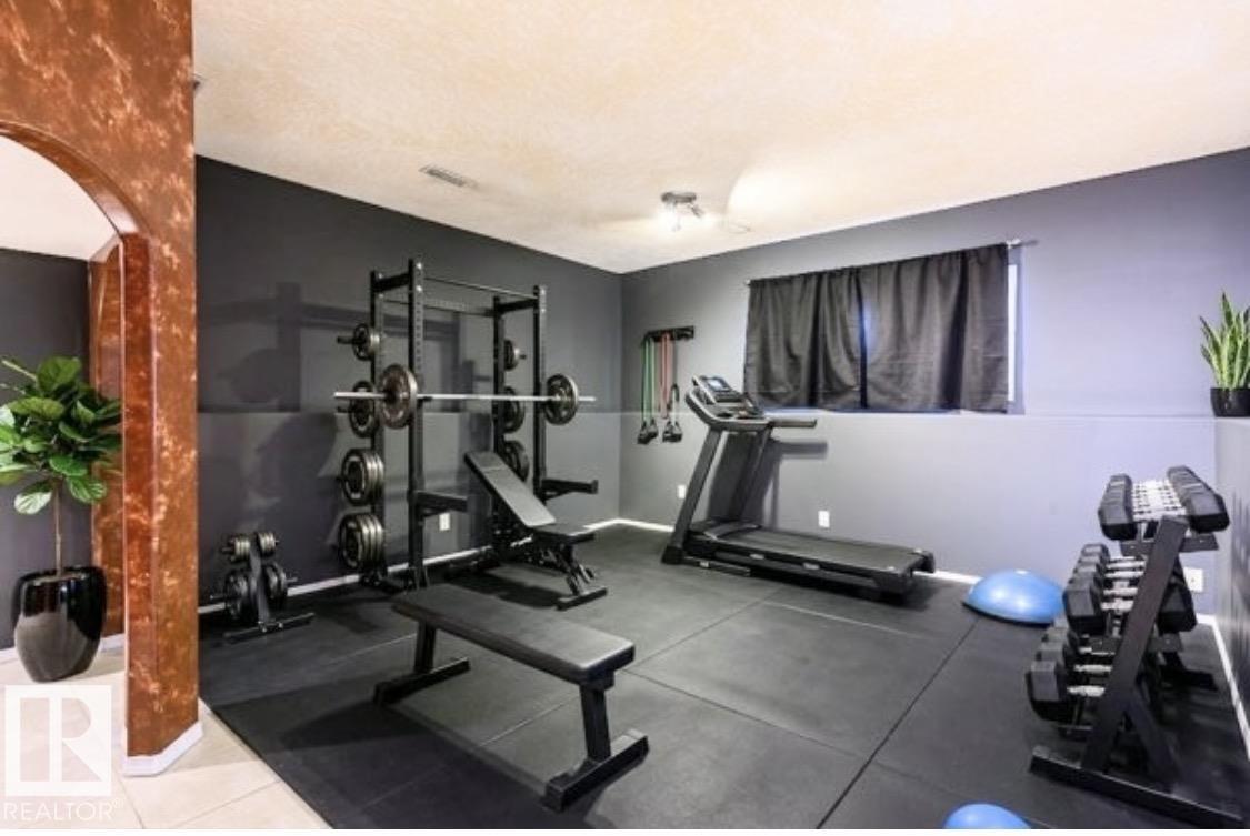 Photo 9 at 18633 122 Avenue NW, Kinokamau Plains Area, Edmonton