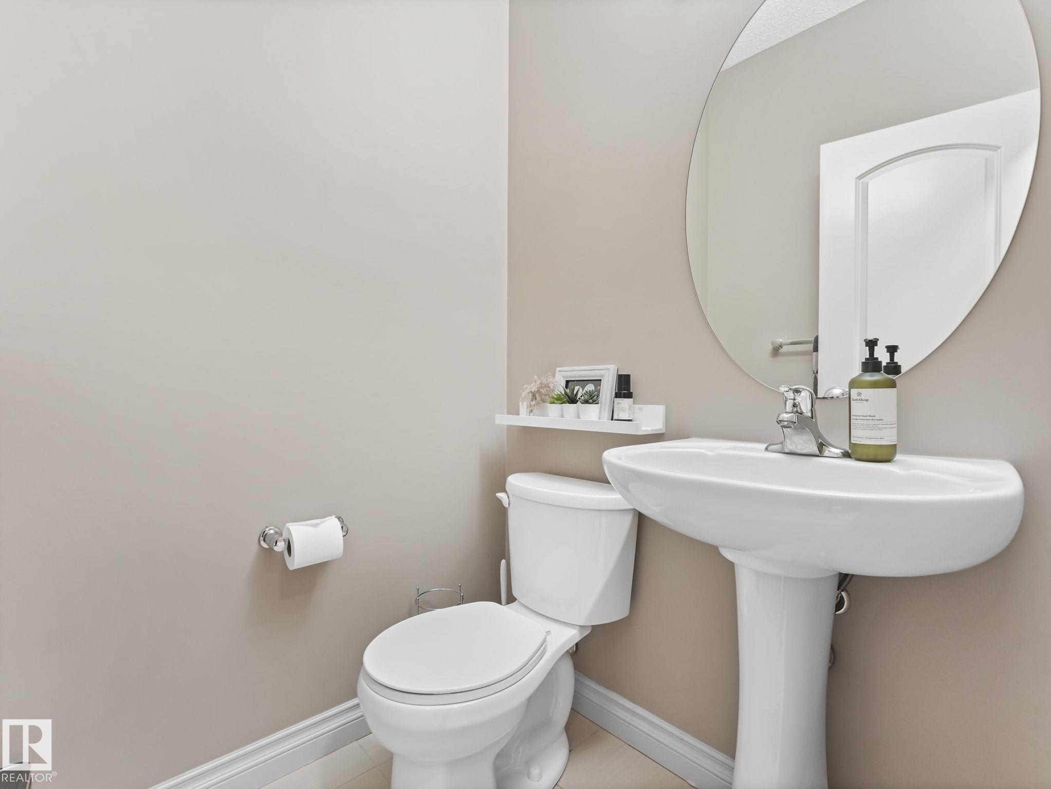 Photo 19 at 16412 12 Avenue SW, Glenridding Heights, Edmonton