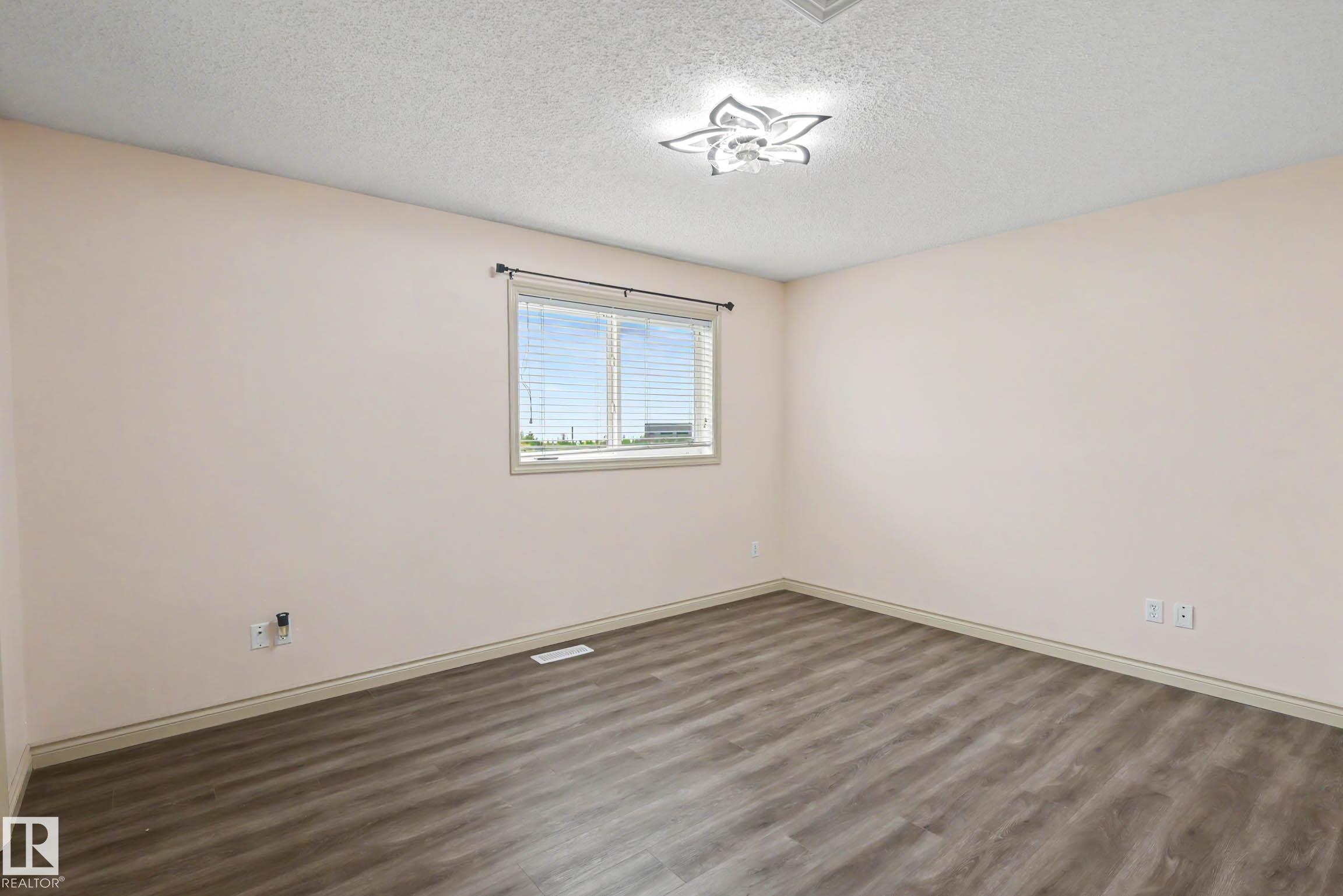 Photo 27 at 92 - 13825 155 Avenue NW, Carlton, Edmonton
