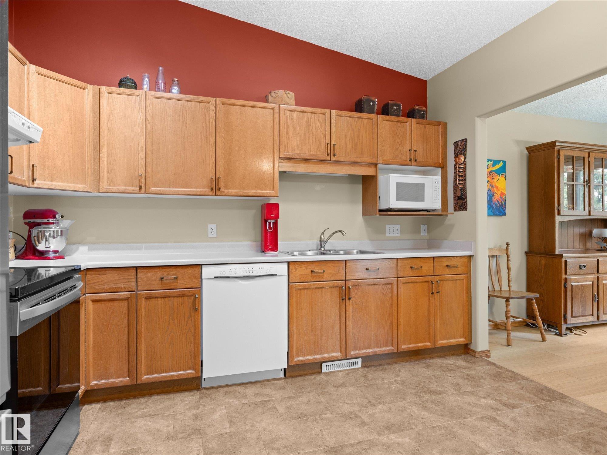 Photo 13 at 18 - 57A Erin Ridge Drive, Erin Ridge, St. Albert